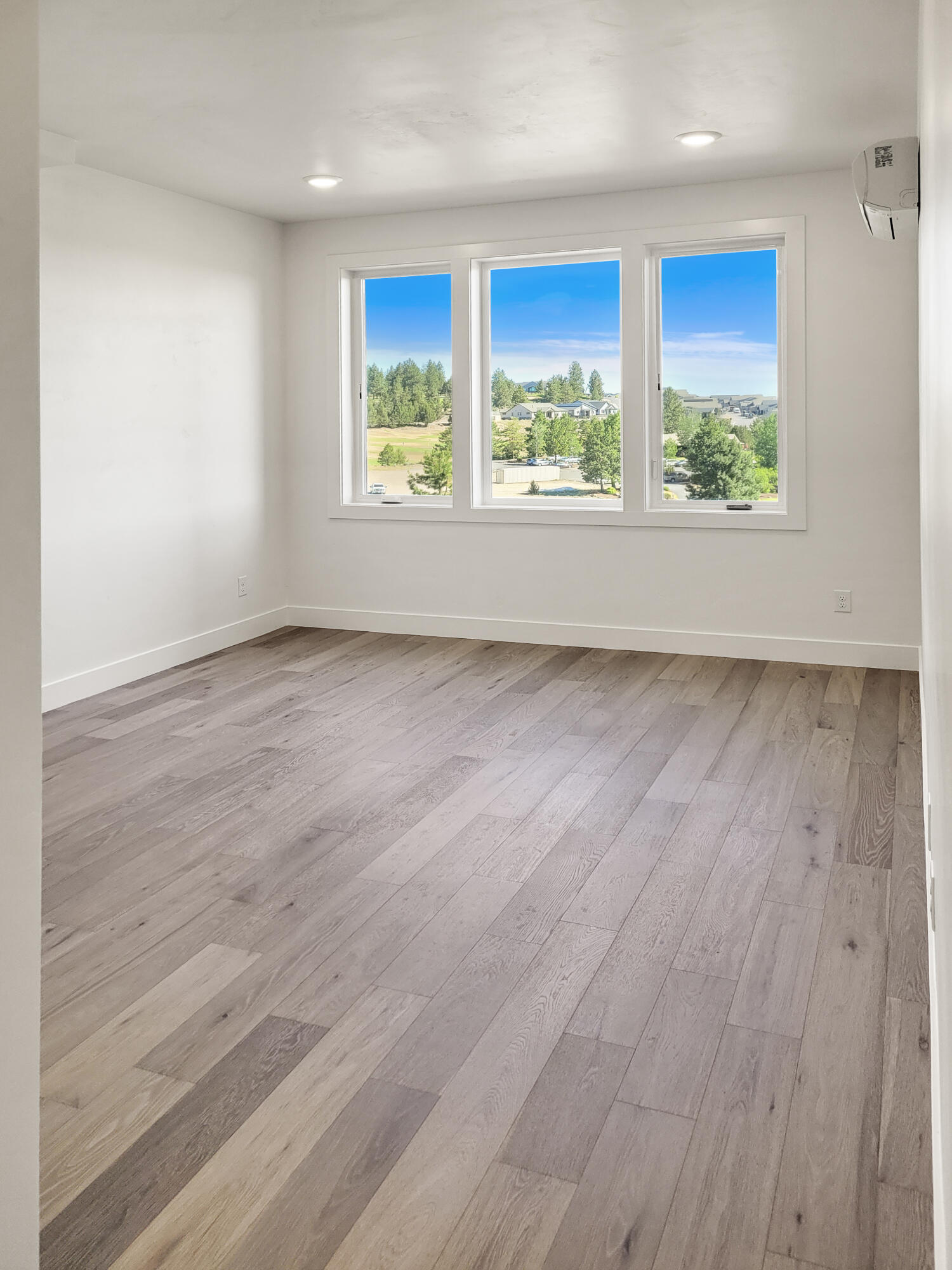 Awbrey Point - Residential