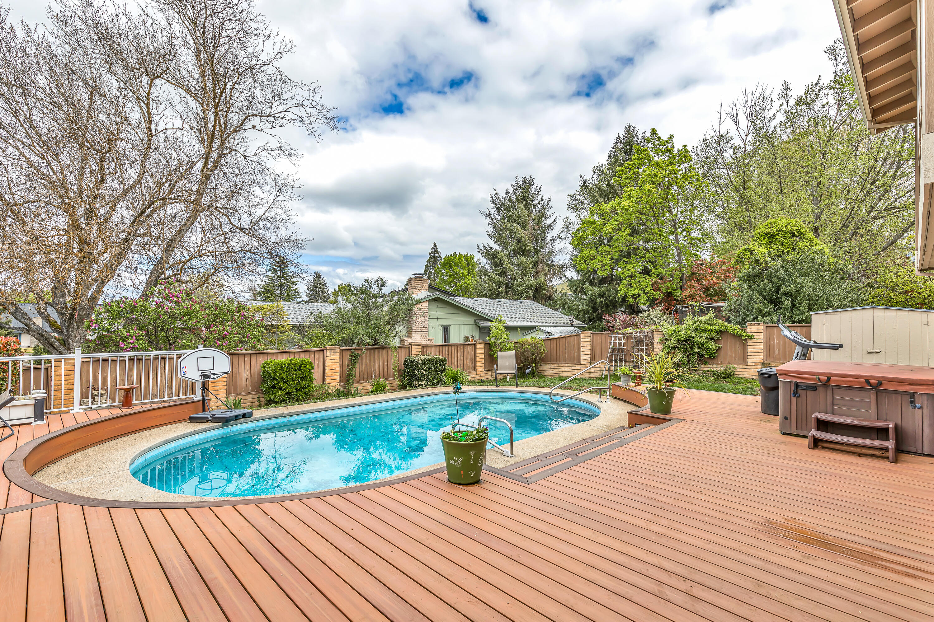 Cedar Hills Unit No 2 - Residential