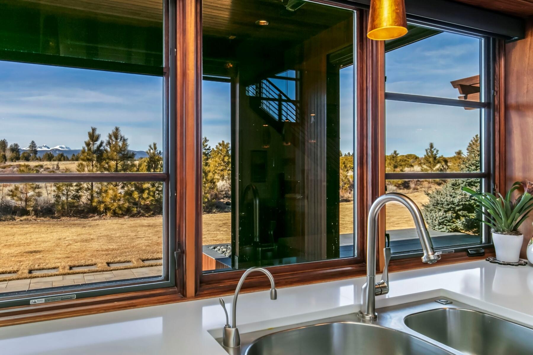 The Highlands at Broken Top - Residential