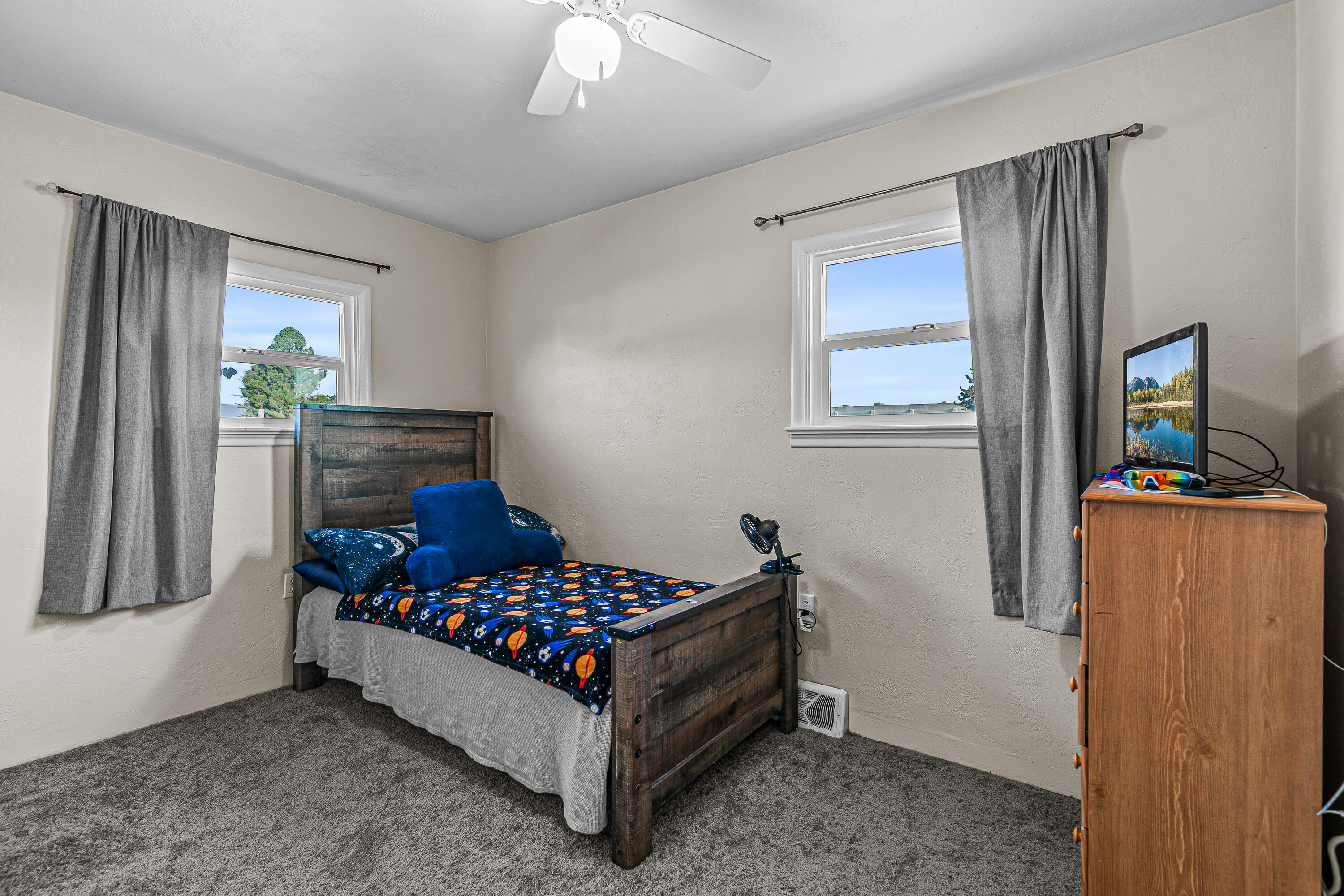 Carltons Addition - Residential