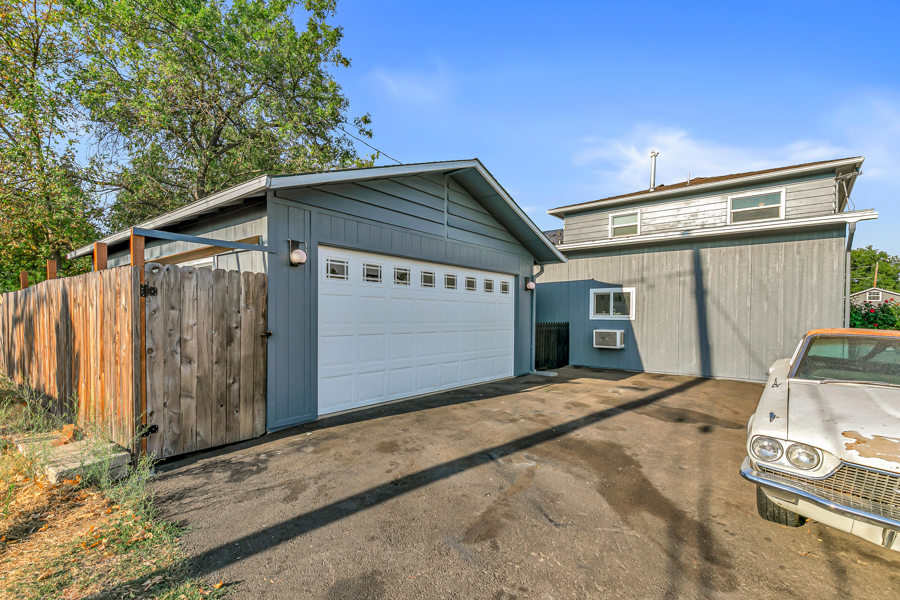 Carltons Addition - Residential
