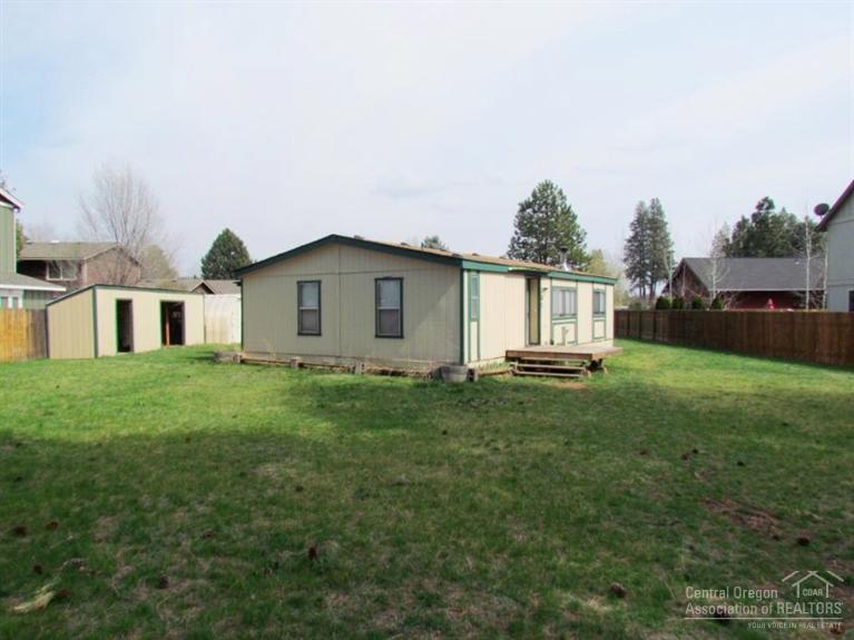 Edge O The Pines - Residential
