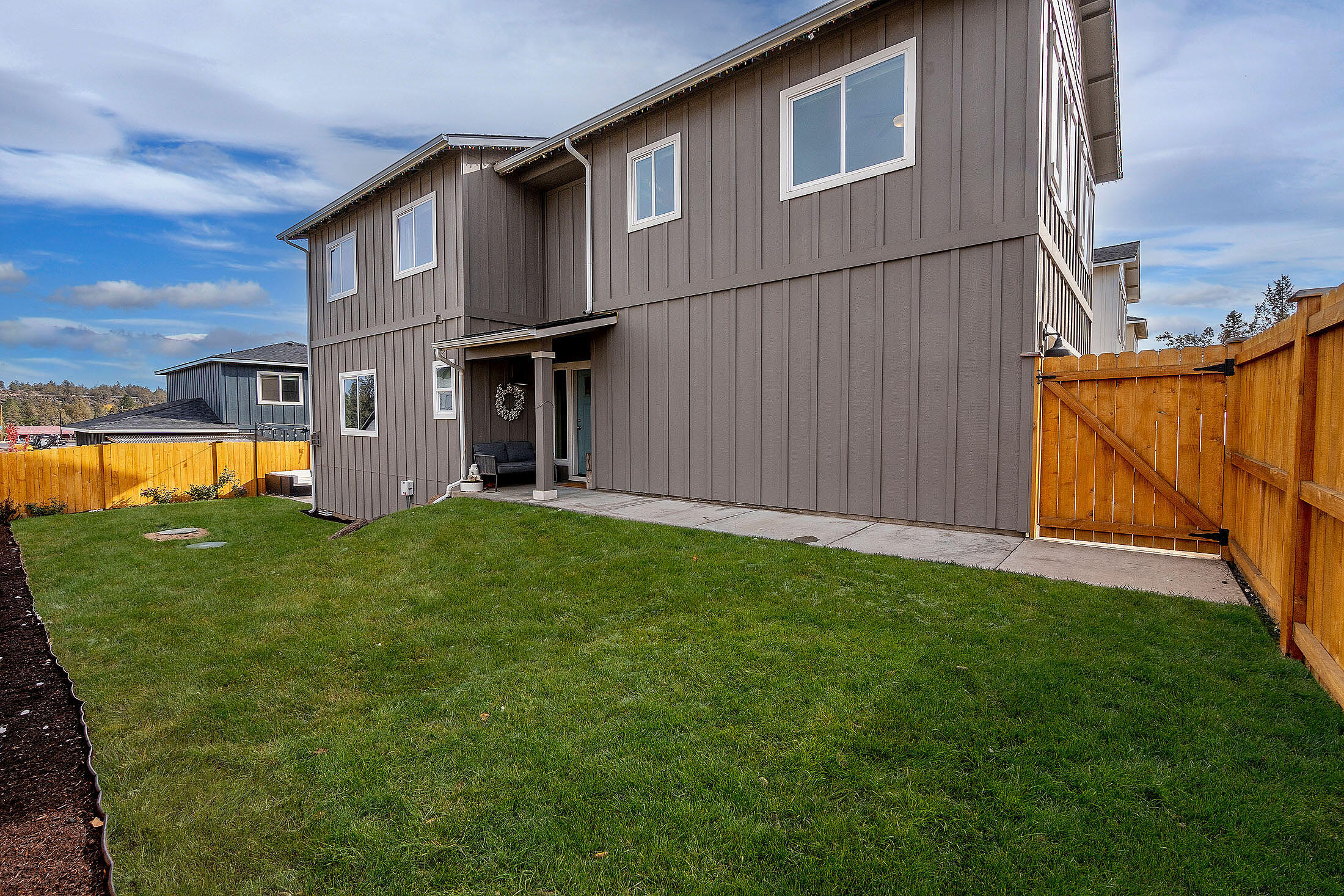 Townsite Of Laidlaw - Residential