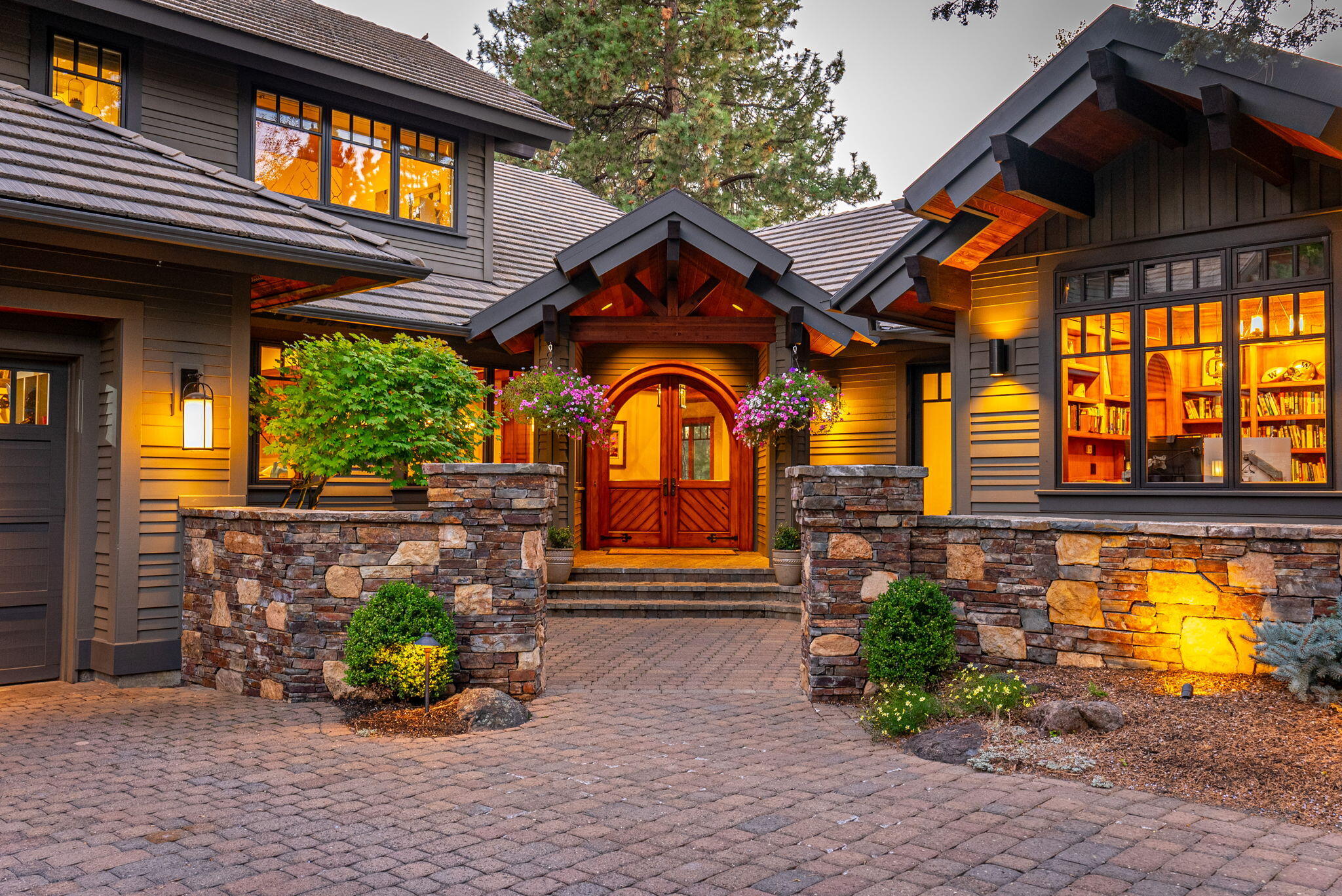Broken Top - Residential