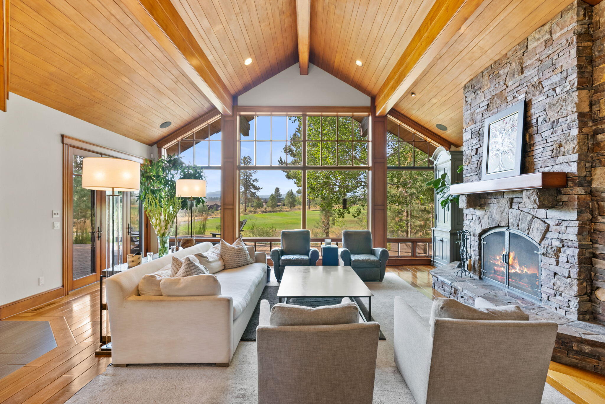 Broken Top - Residential