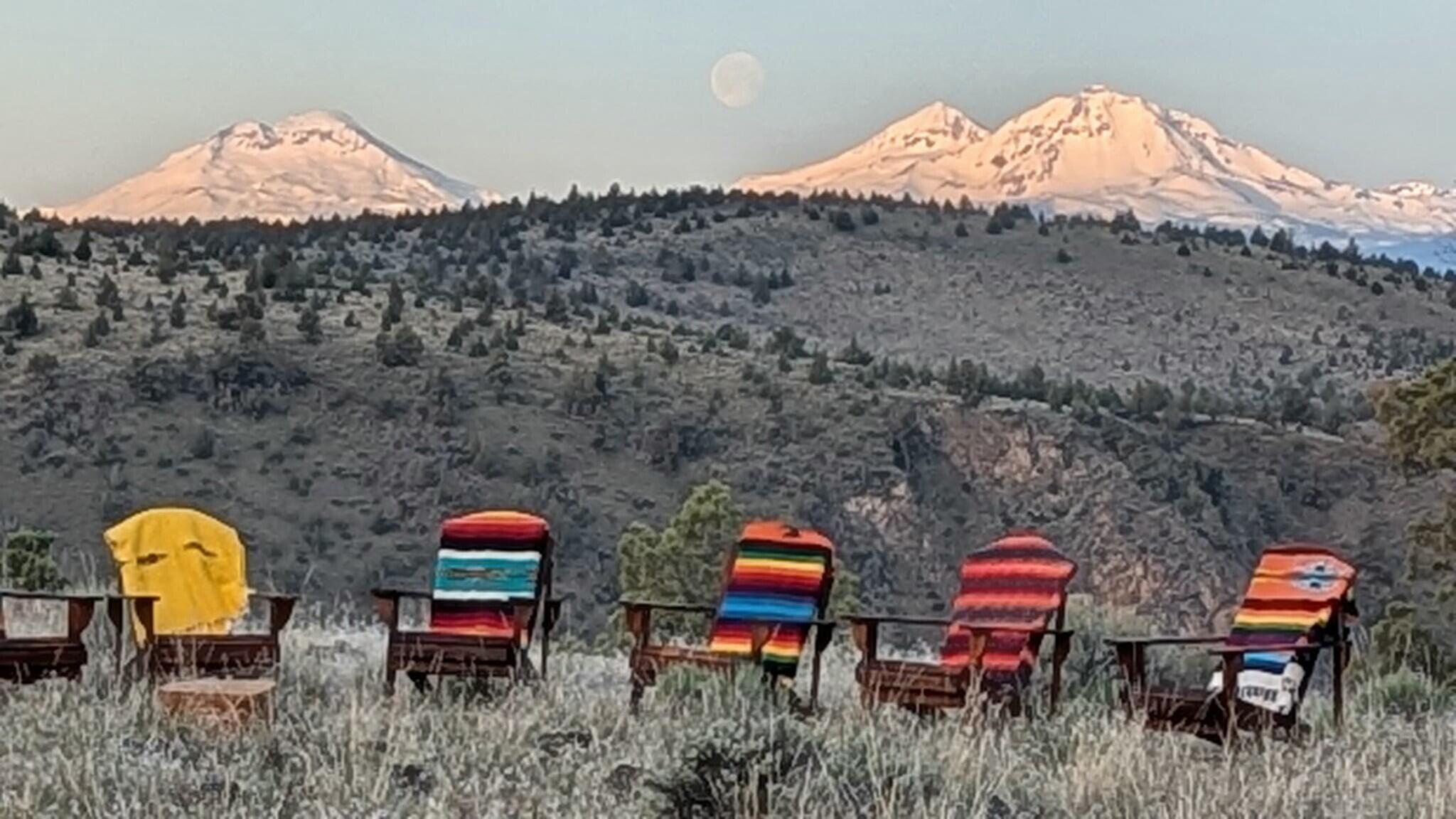 Build your dream home on this stunning, flat, and buildable 6.1 acre property, offering incredible sunset views of the Cascade Mountain Range. Conveniently located near the entrance of Crooked River Ranch, this parcel is ready for development with power already on-site and septic system installed just 4 years ago. Recently surveyed in March of 2024. Buyer to perform all due diligence.