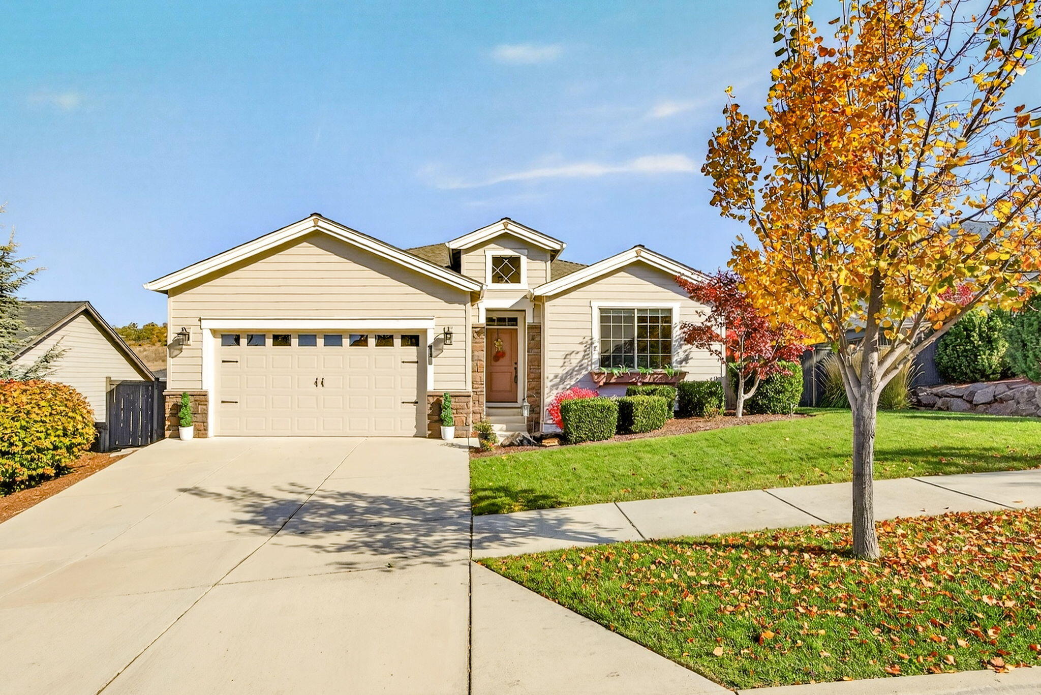 Bella Vista Heights Phases 1 & 2 - Residential