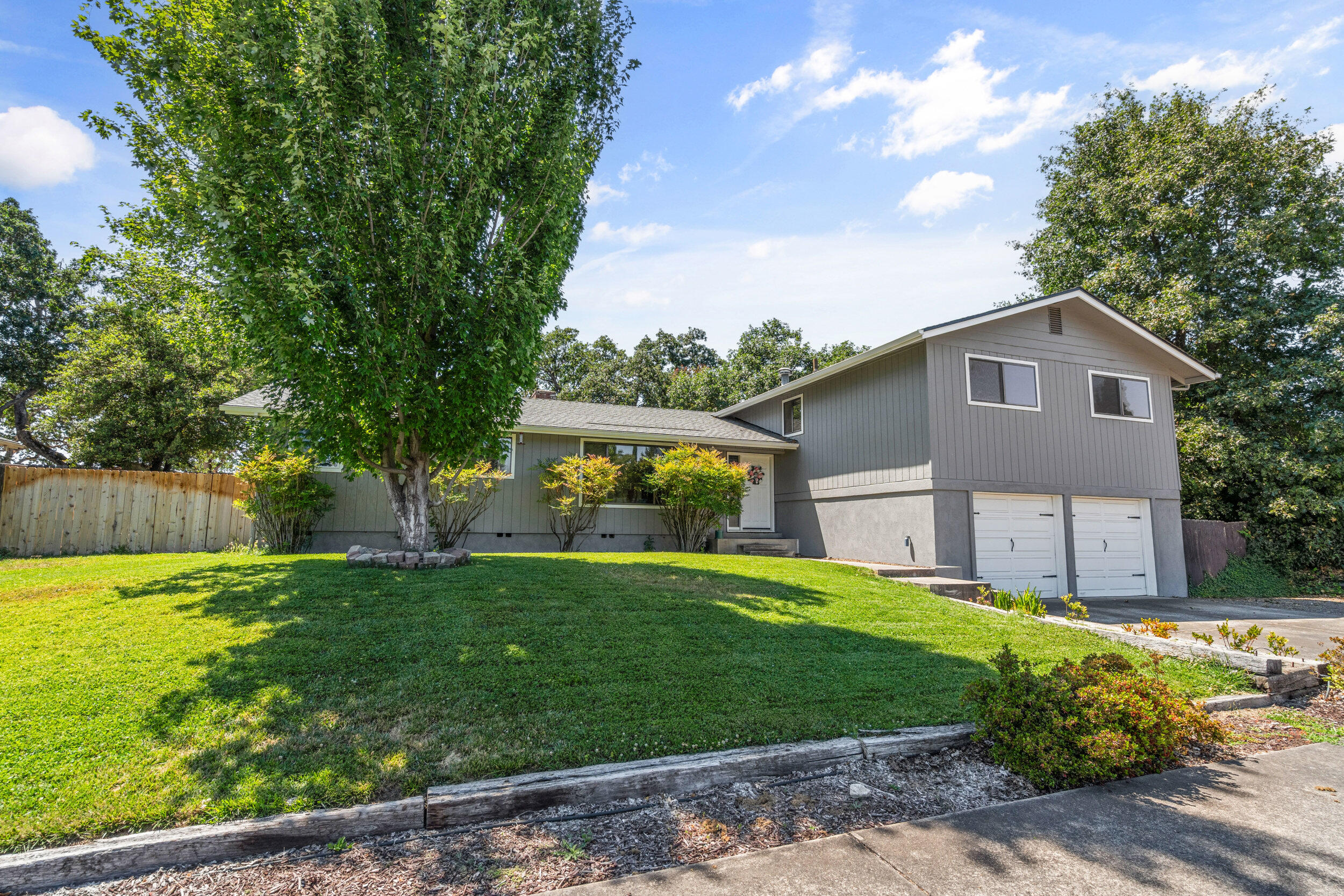 Country Club Meadows Unit No 2 - Residential