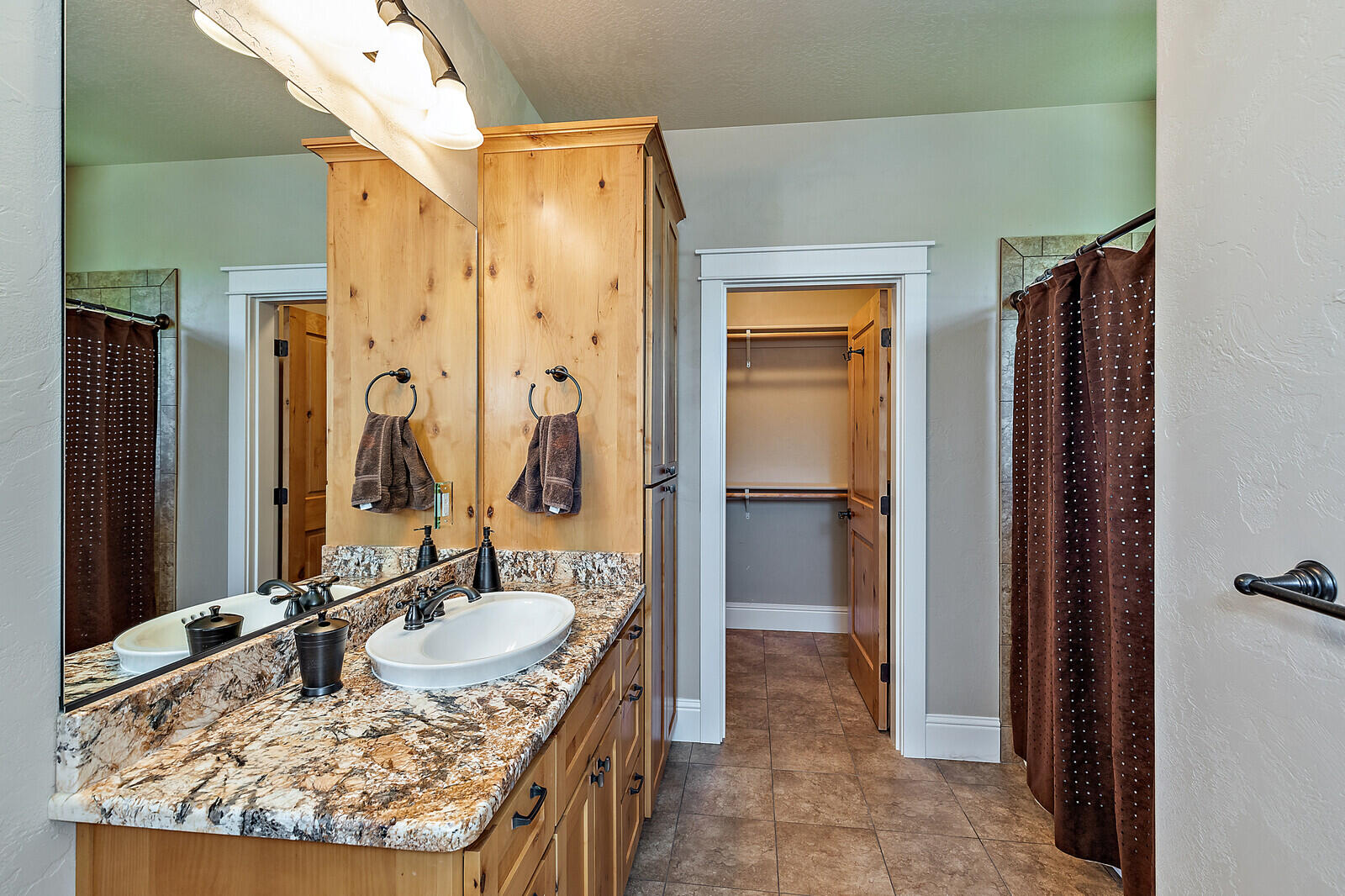 Crystal Heights Phases I &II - Residential