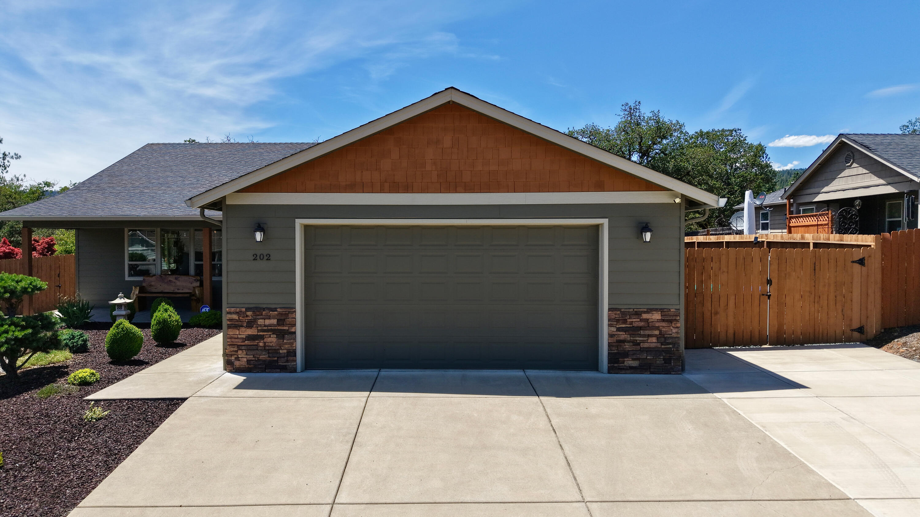 White Oak Ridge - Residential
