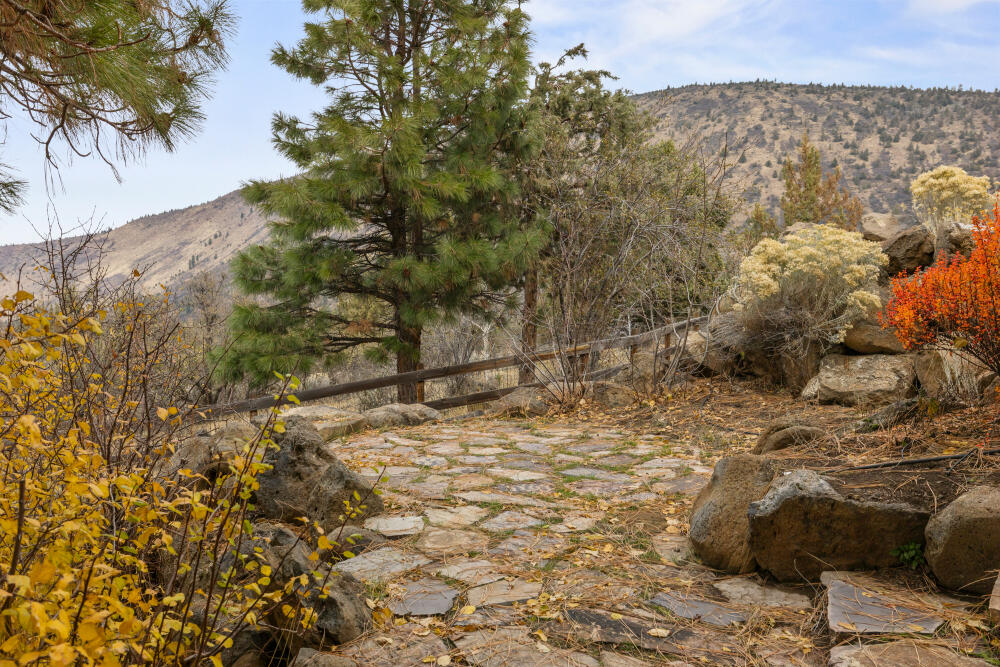 Gray Rock - Residential