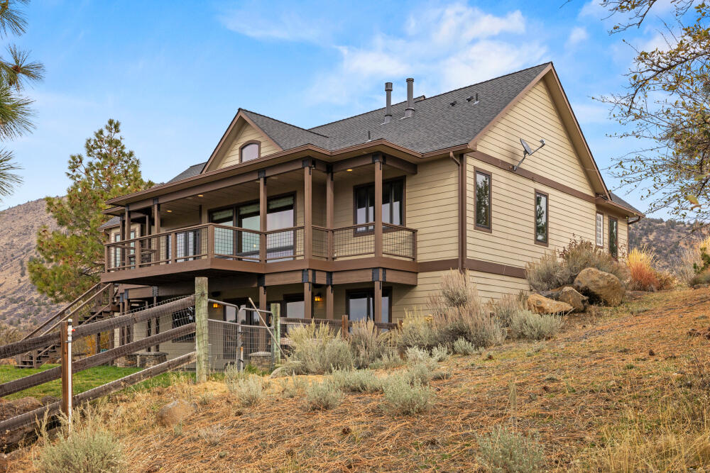 Gray Rock - Residential