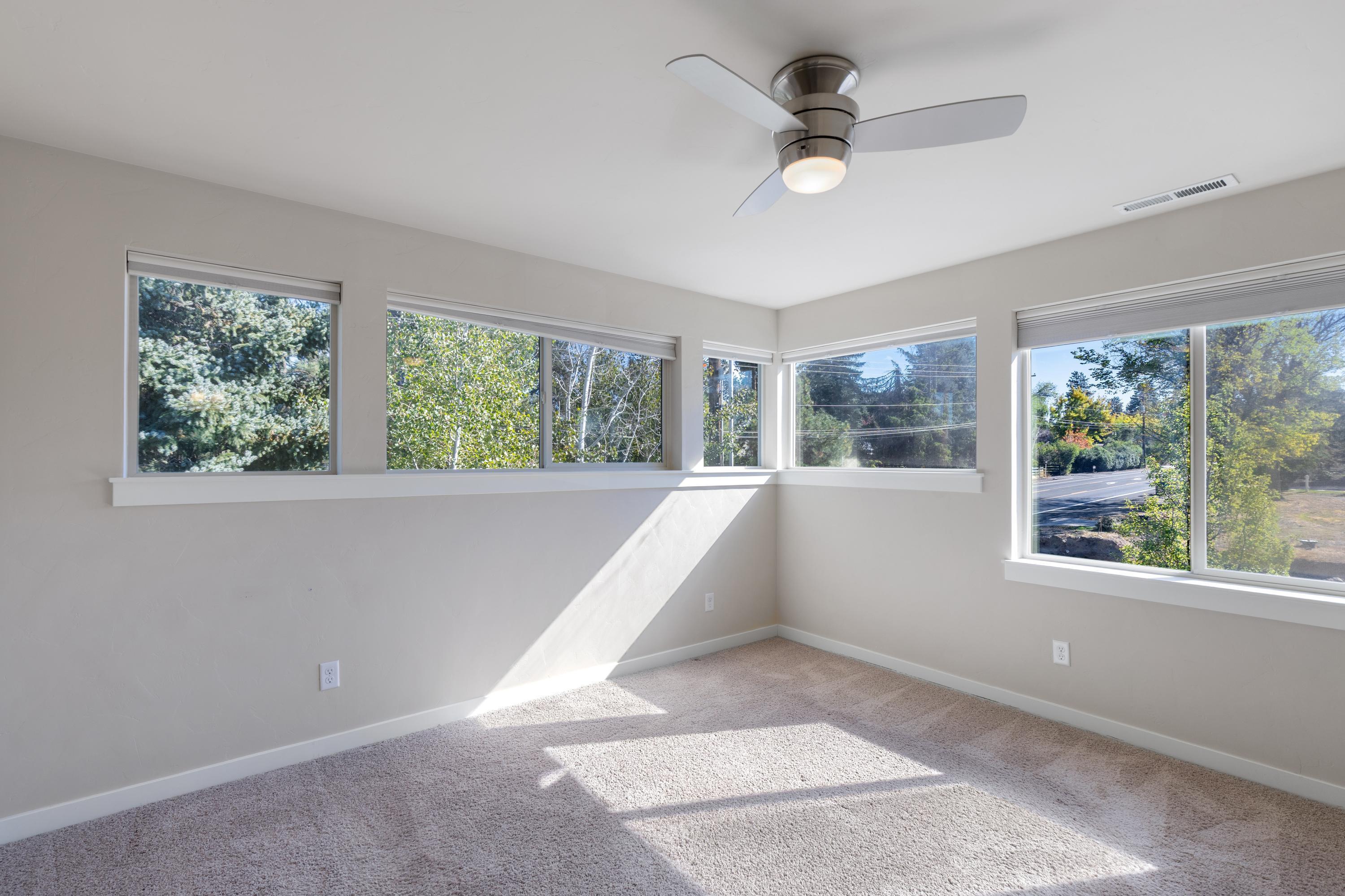 8th Street Cottages - Residential