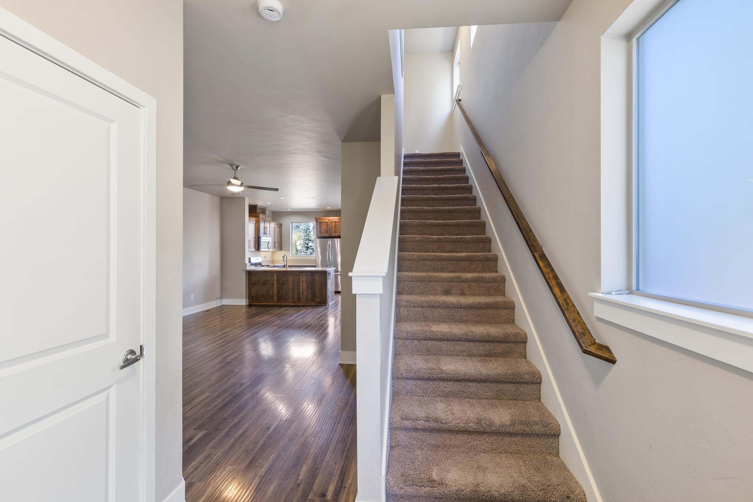 8th Street Cottages - Residential