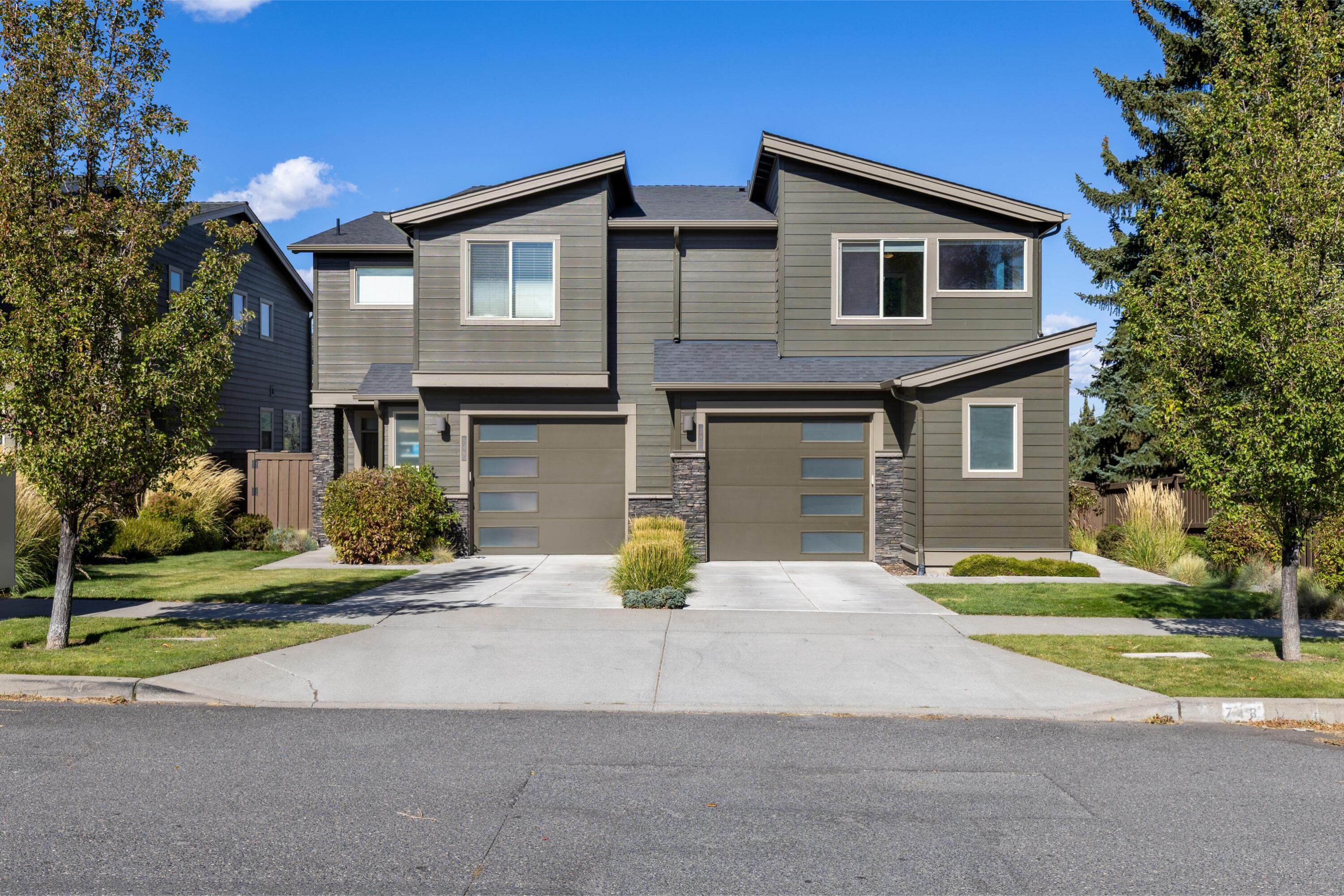 8th Street Cottages - Residential