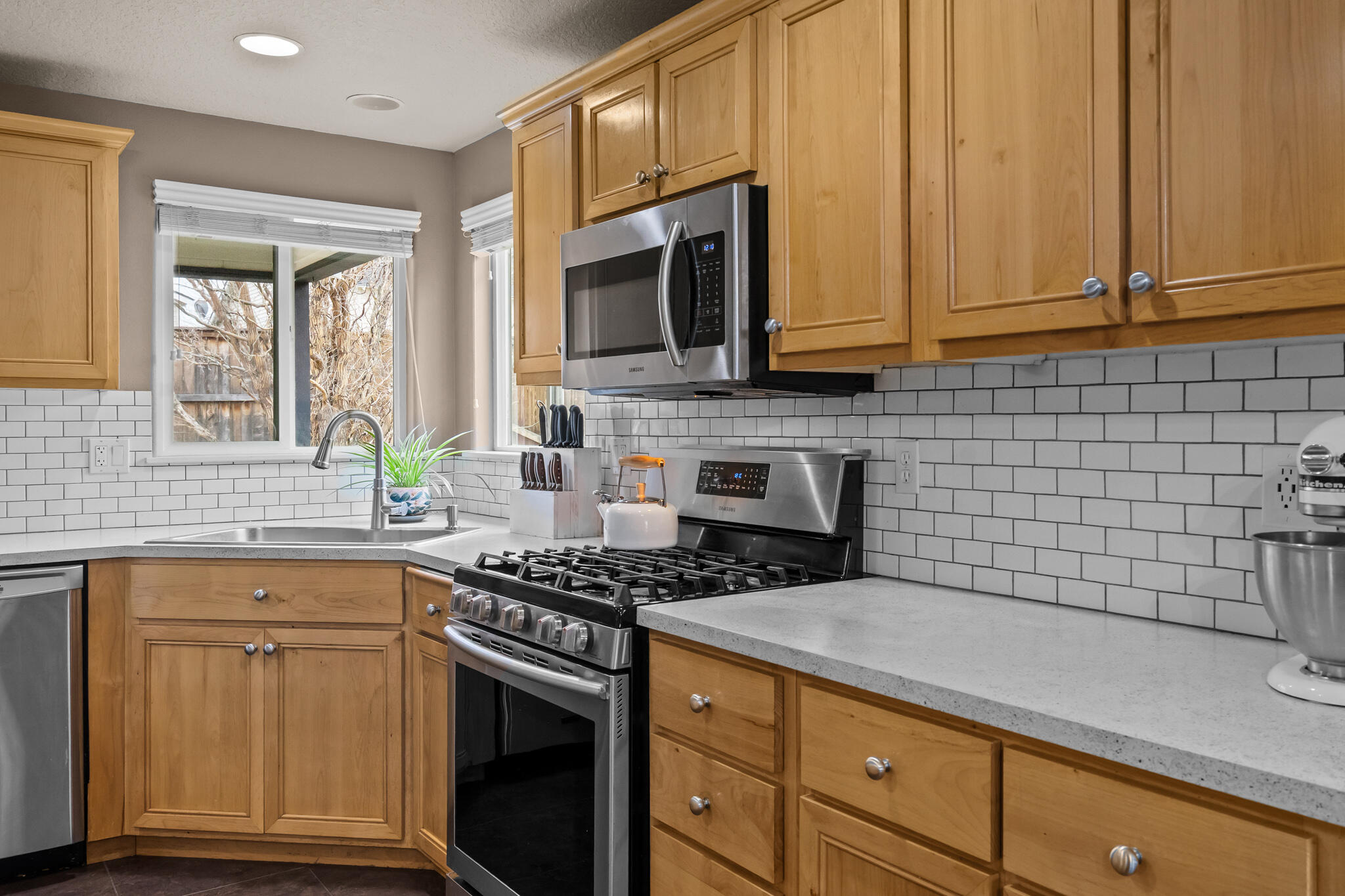 Empire Crossing - Residential