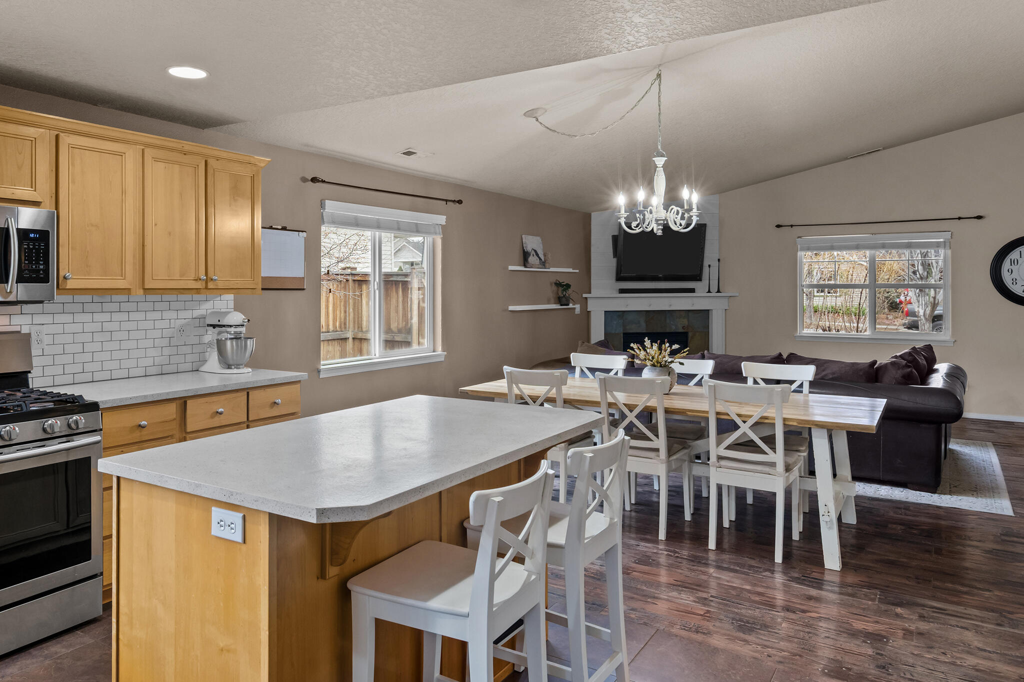 Empire Crossing - Residential