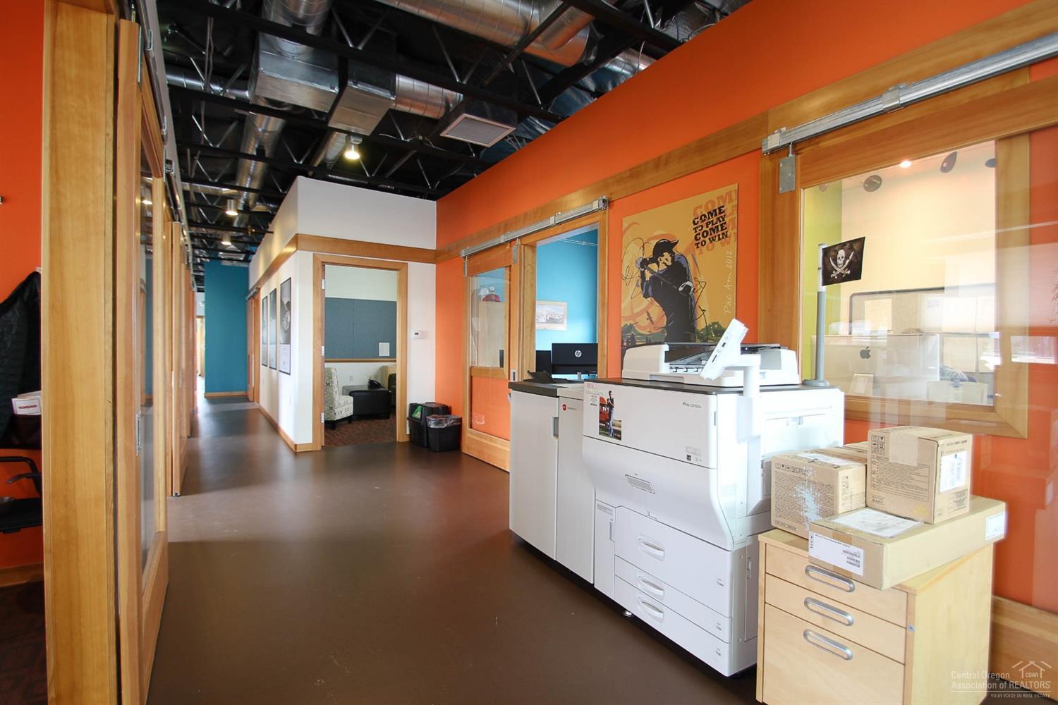 CLAB - Commercial Sale