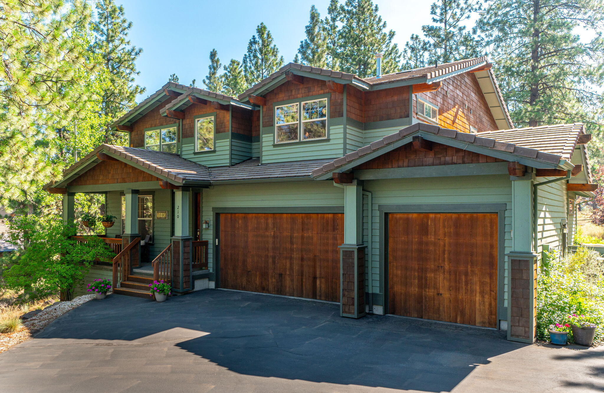 Skyliner Summit - Residential