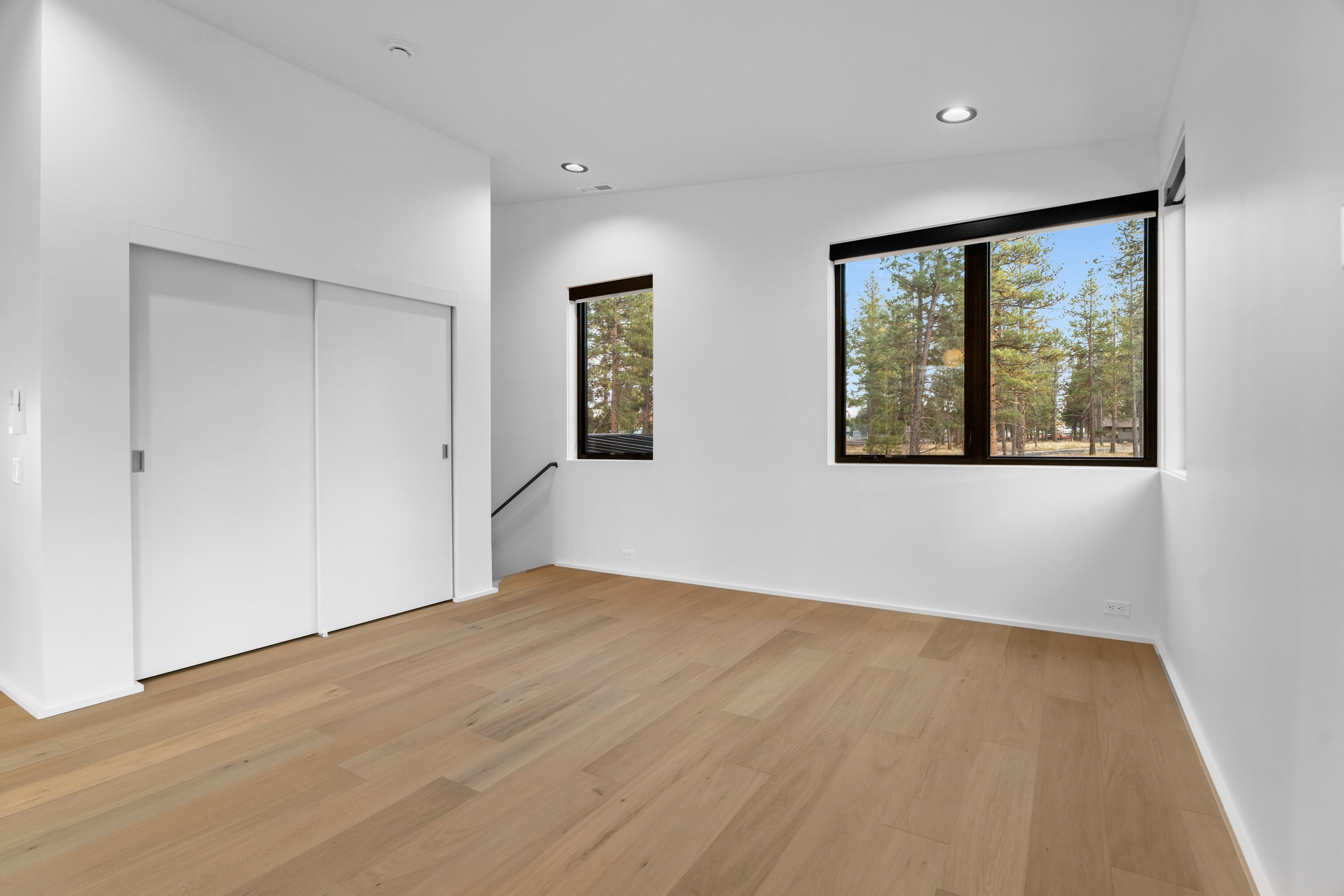 Sisters Woodlands - Residential