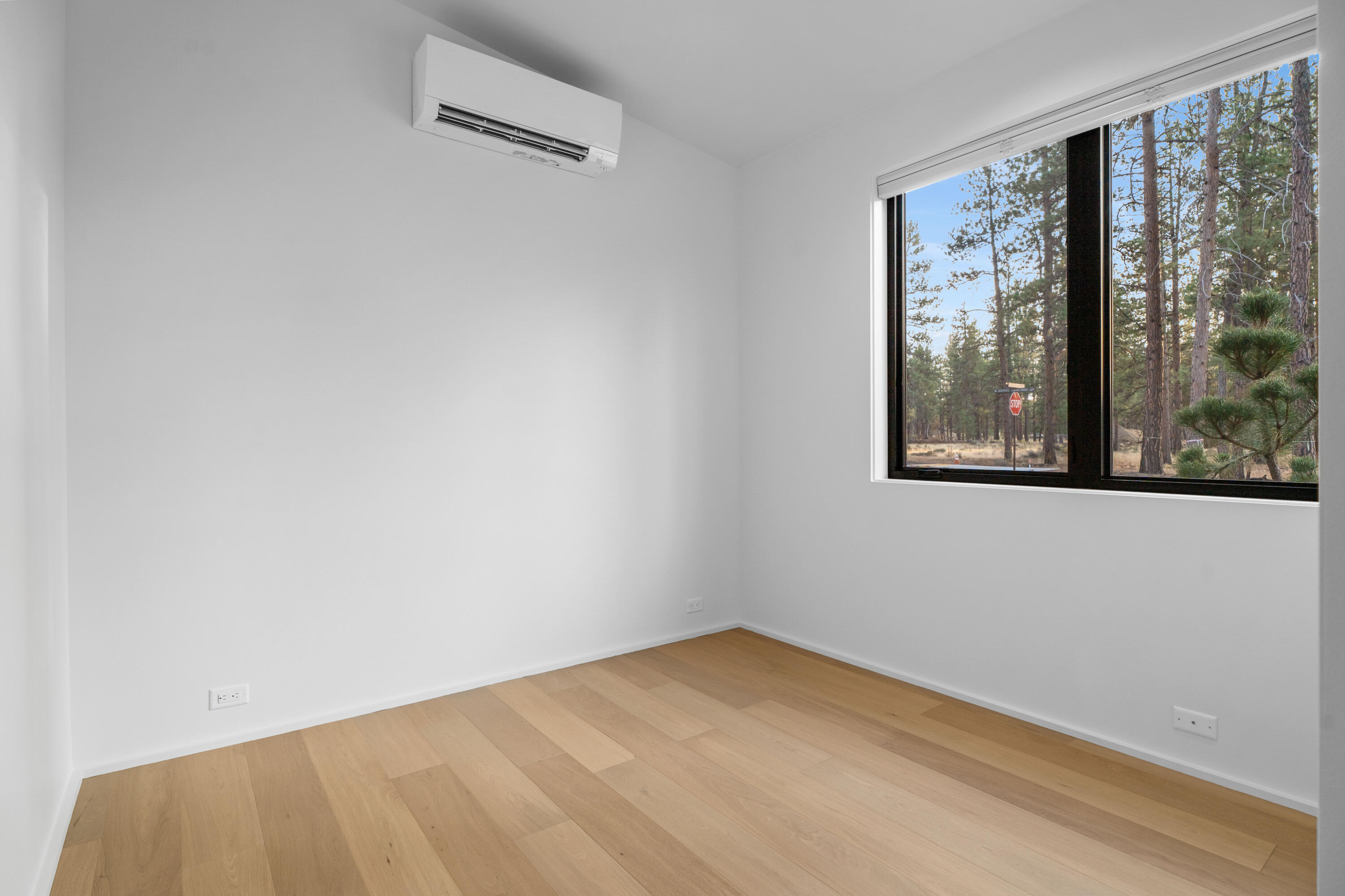 Sisters Woodlands - Residential