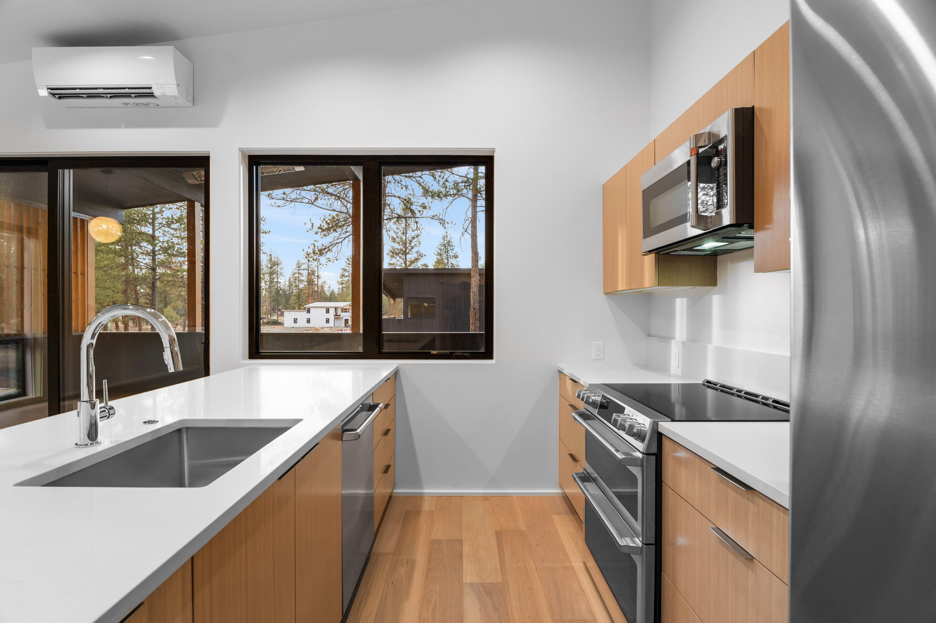 Sisters Woodlands - Residential