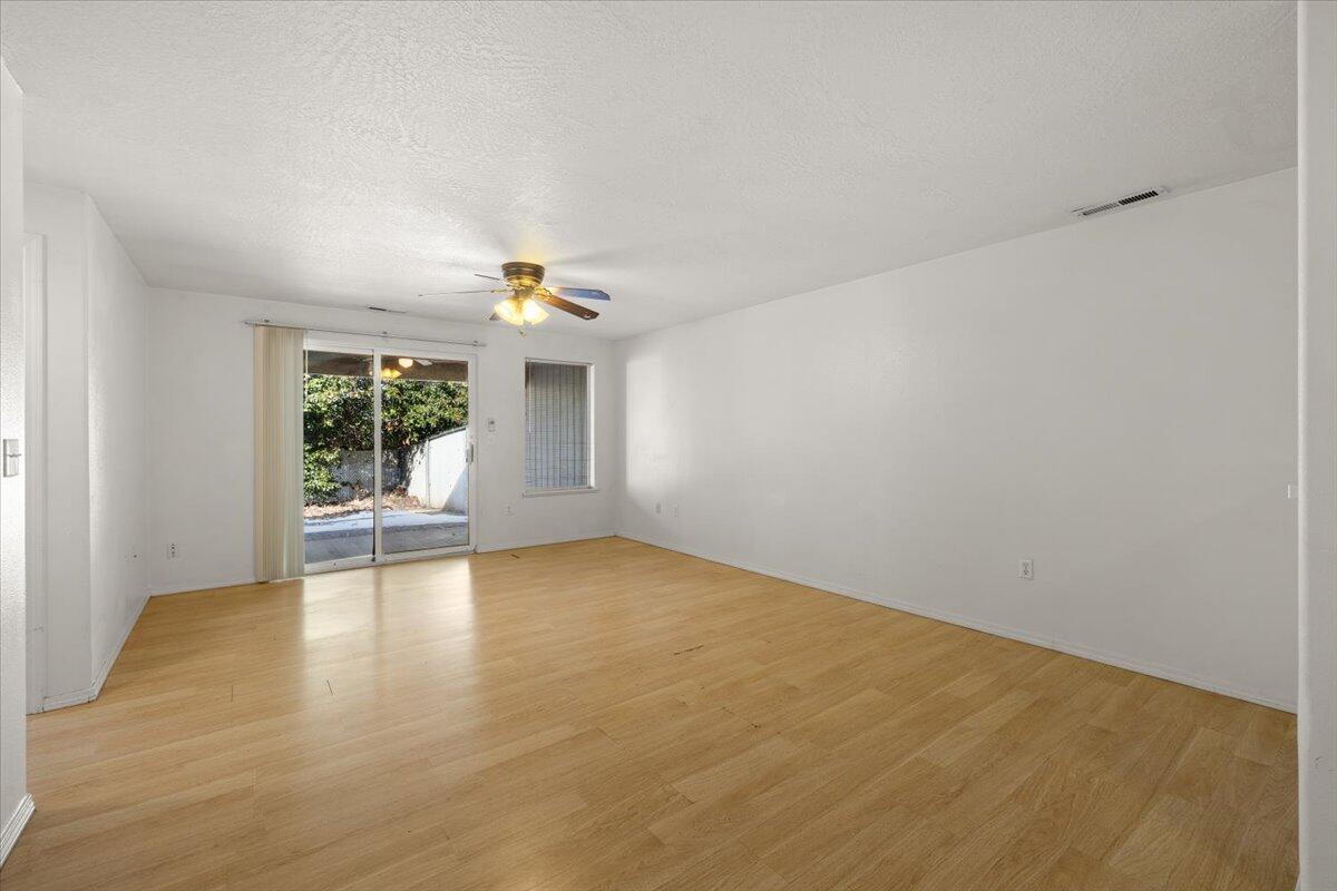 Forest Glen Phase Vii - Residential
