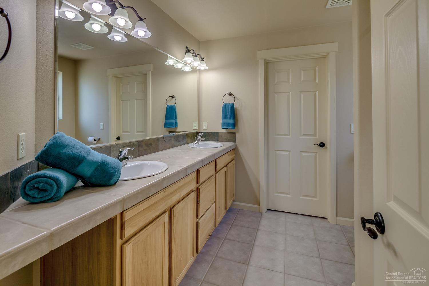 Six Peaks - Residential