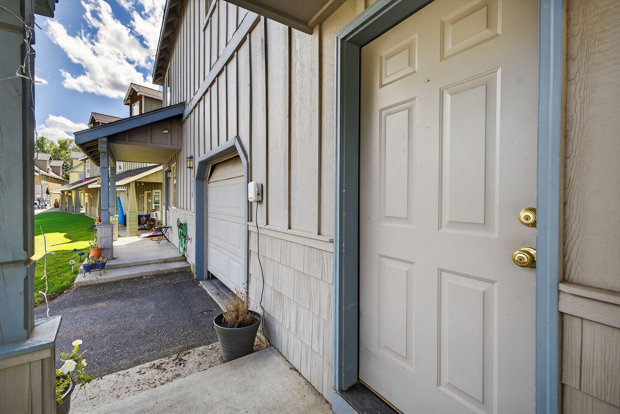 Pines At Pilot Butte - Residential Income