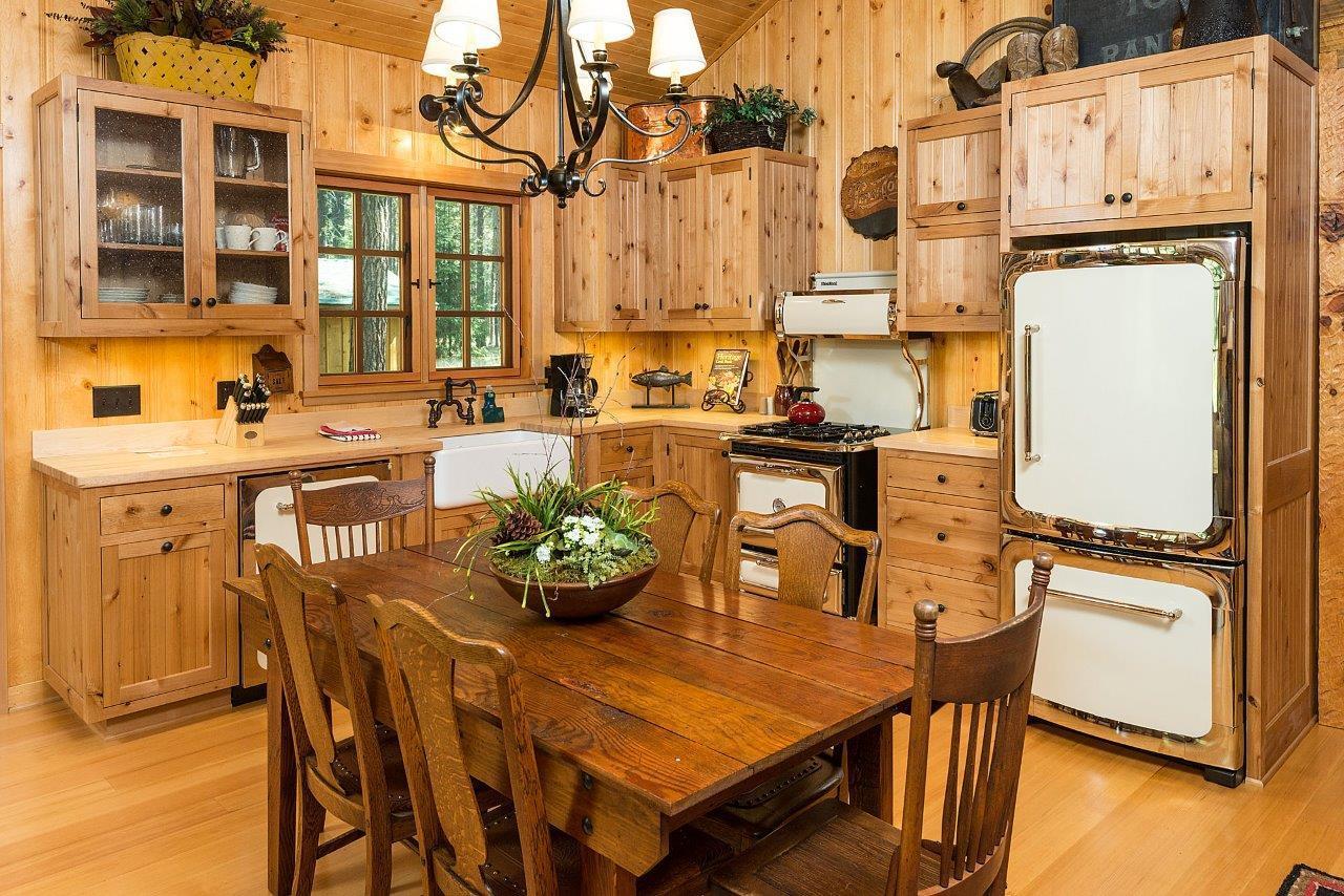 Lake Creek Lodge - Residential