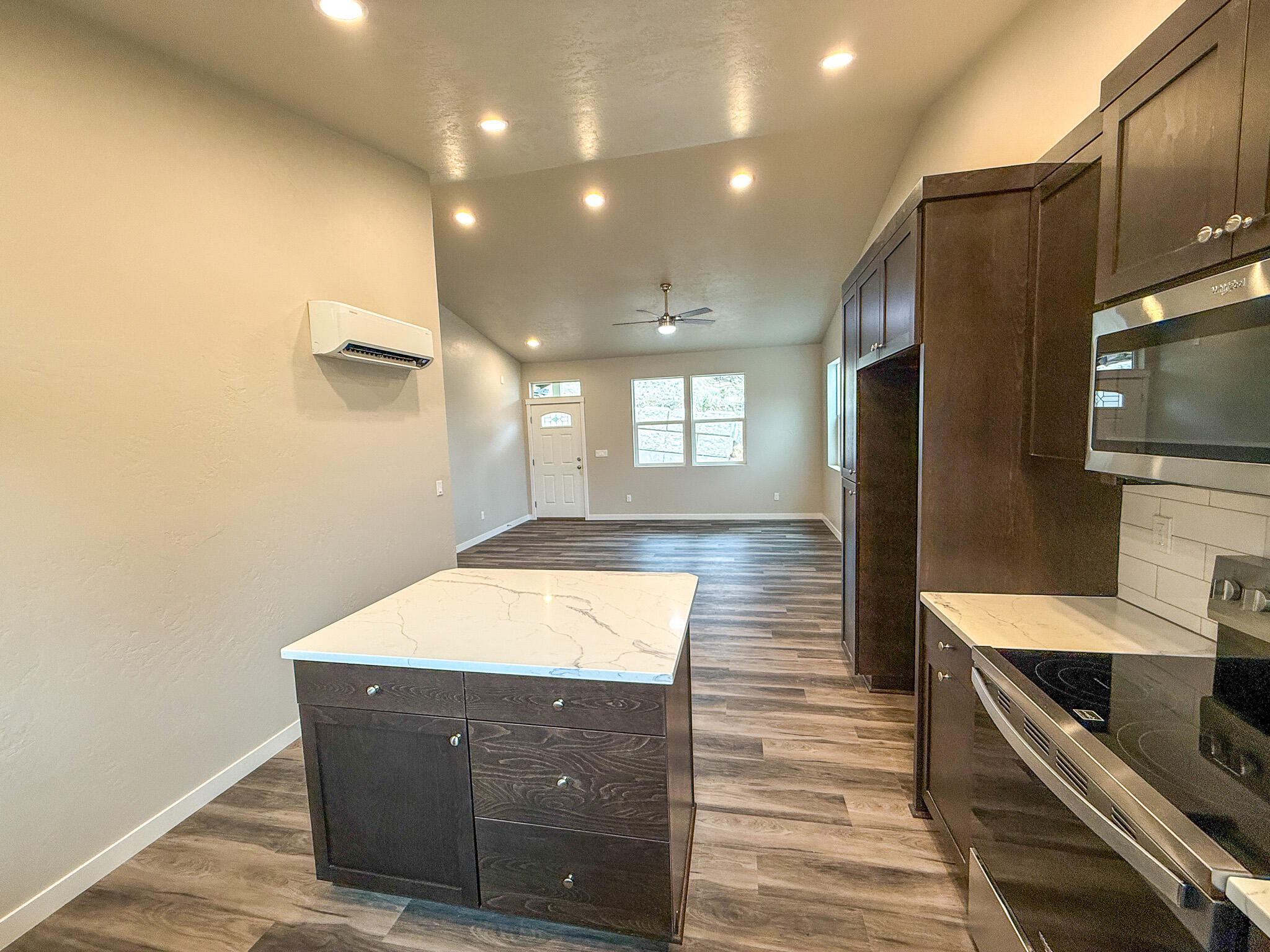 Golden Horseshoe - Residential