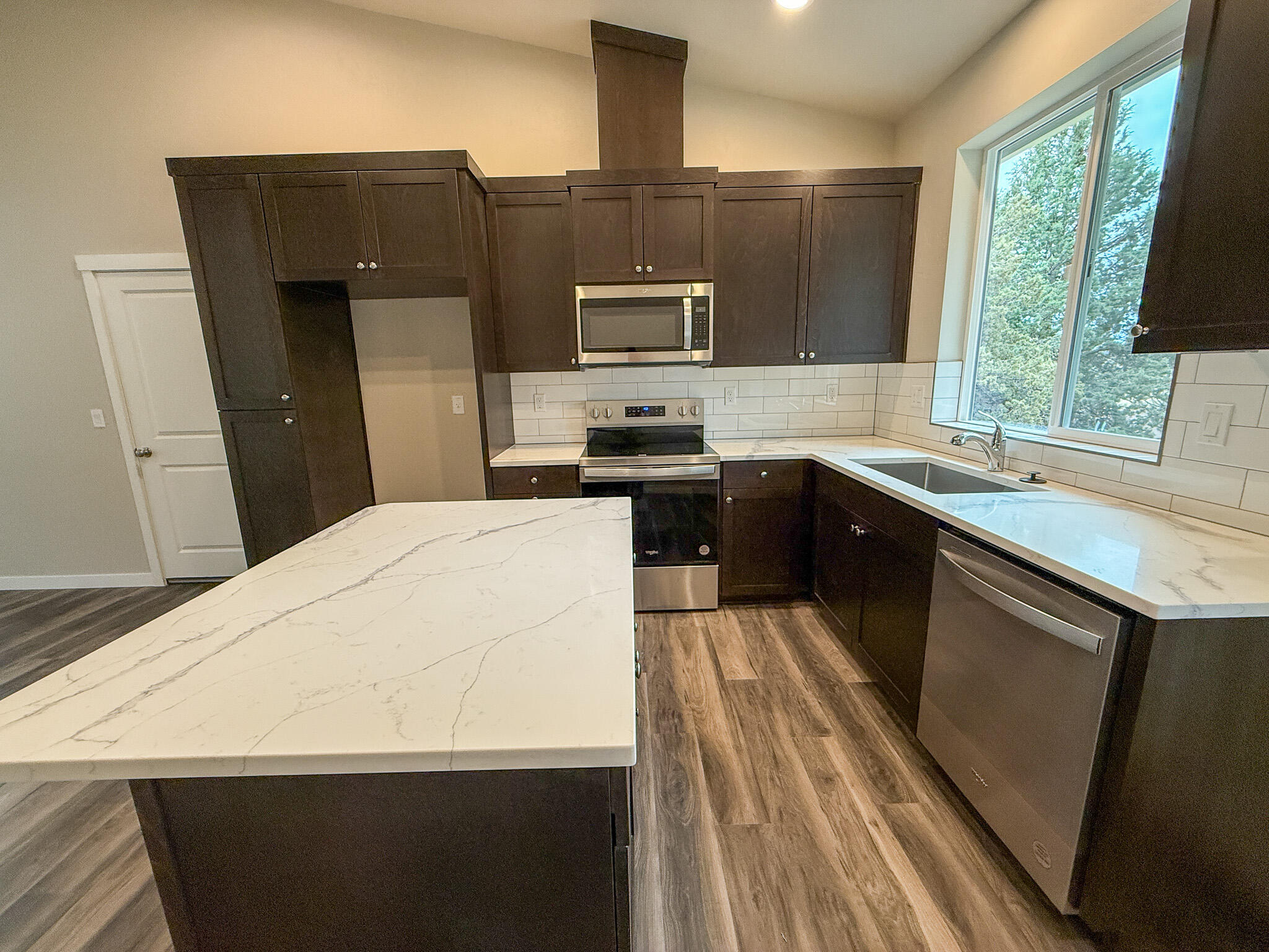 Golden Horseshoe - Residential
