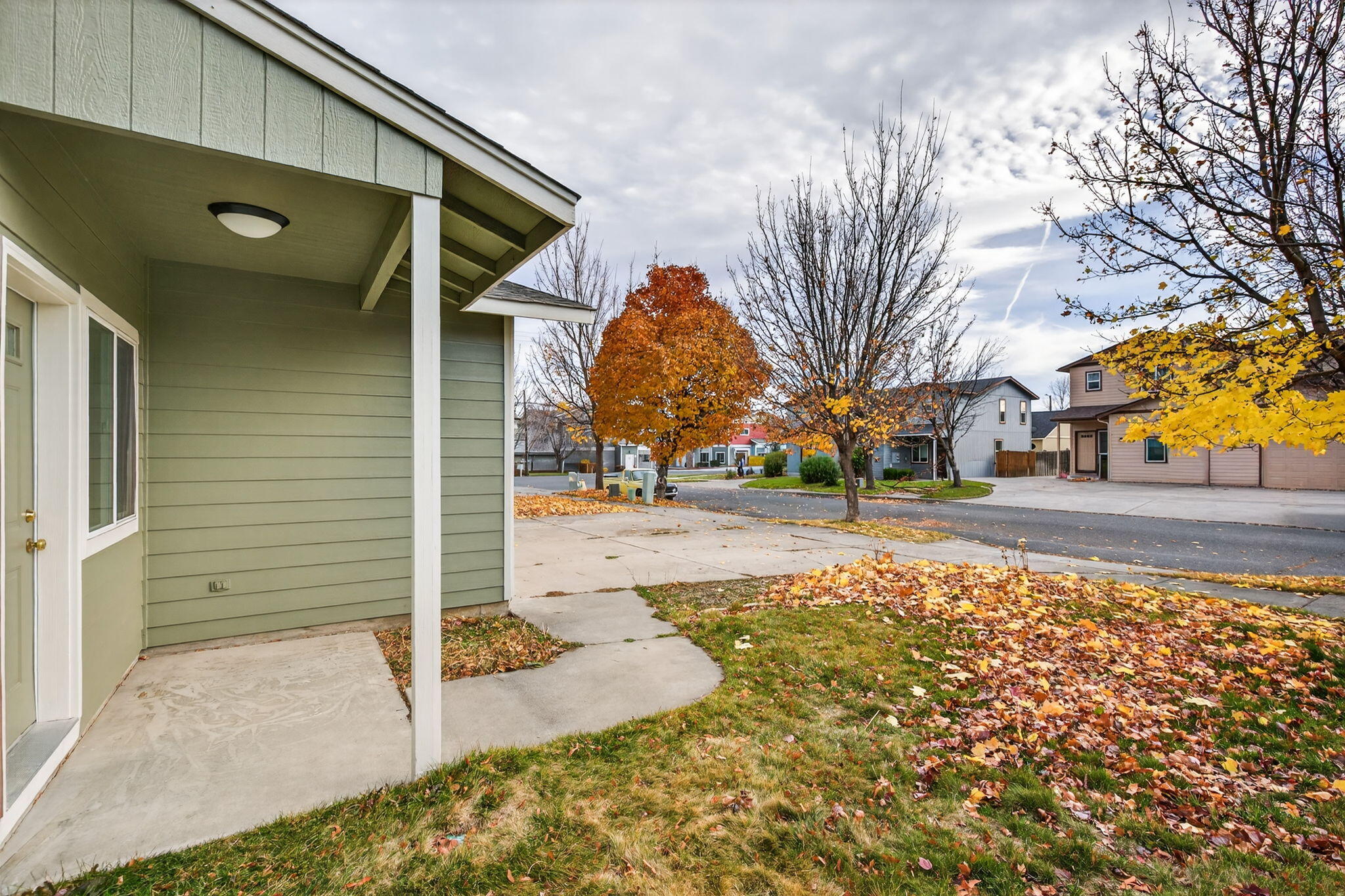 Three Sisters - Residential Income