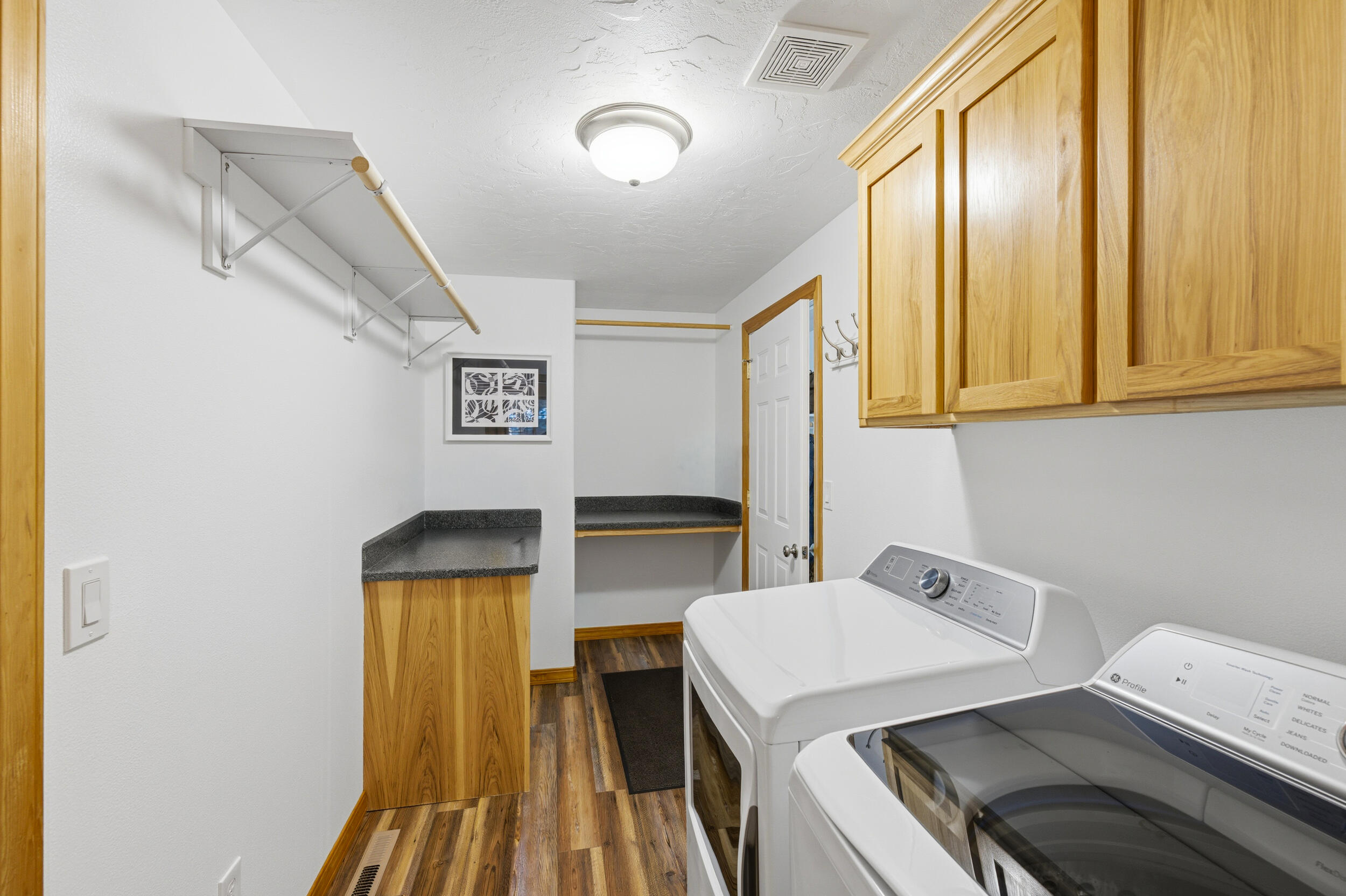 Ponderosa Pines - Residential