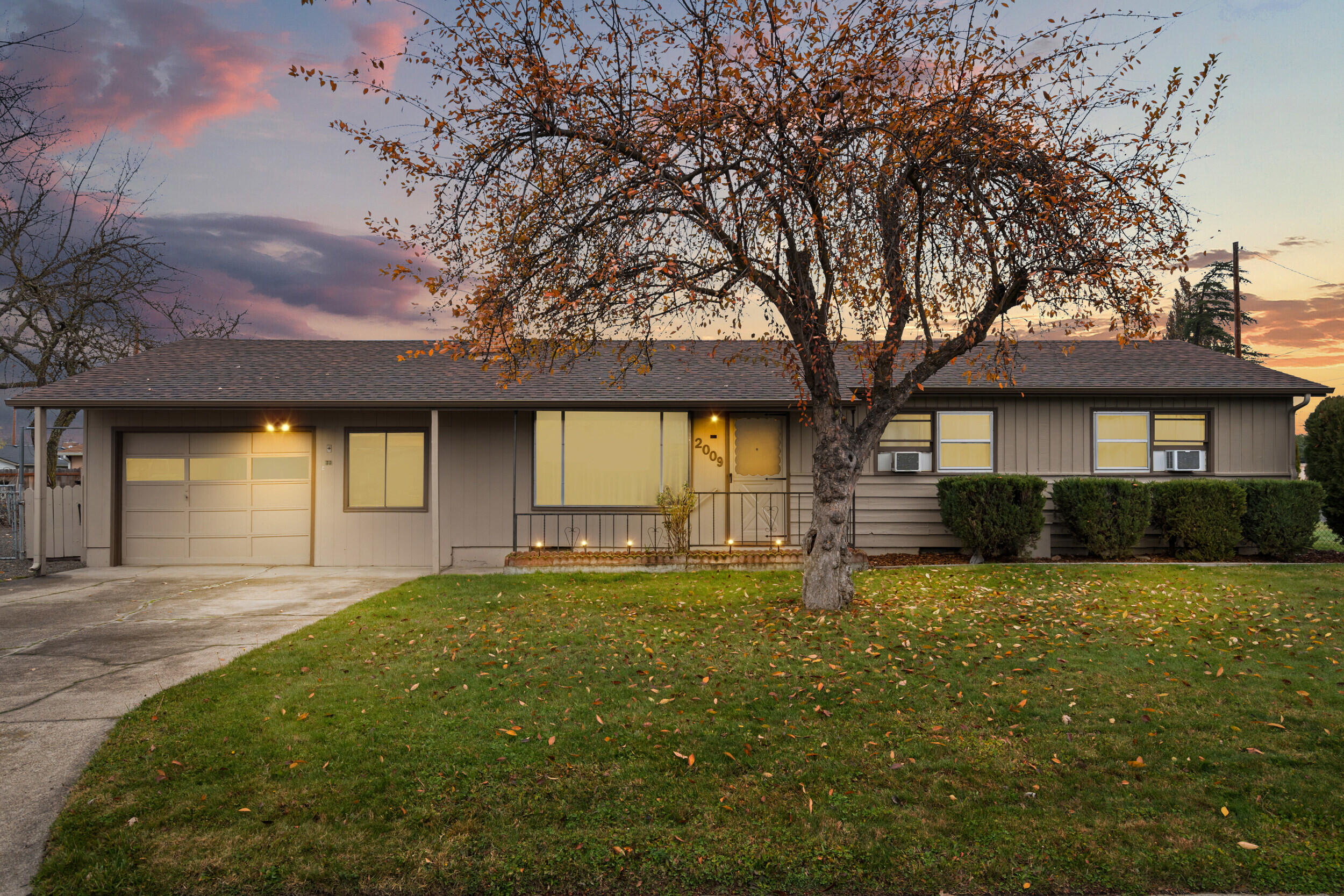 Pride of ownership shines in this charming 3-bed, 1-bath home in NE Medford. With a brand-new roof and fresh exterior paint completed just months ago, the big-ticket items are already done! Inside, soft carpet and a simple, functional floor plan create a sense of comfort the moment you walk in. Situated on a .22-acre lot, there's room to grow, add a garden, install a pool, build additional structures, or enjoy the open space. One side of the property is already graveled, making it an ideal spot for RV parking, toys, or whatever you choose. From the new roof to the fully encapsulated crawlspace, this home reflects the consistent care and thoughtful maintenance it has received. Its condition, convenient location, and endless potential make it a standout opportunity whether you're a first-time buyer, looking to downsize, or seeking a turnkey investment. Reach out today to schedule your tour!