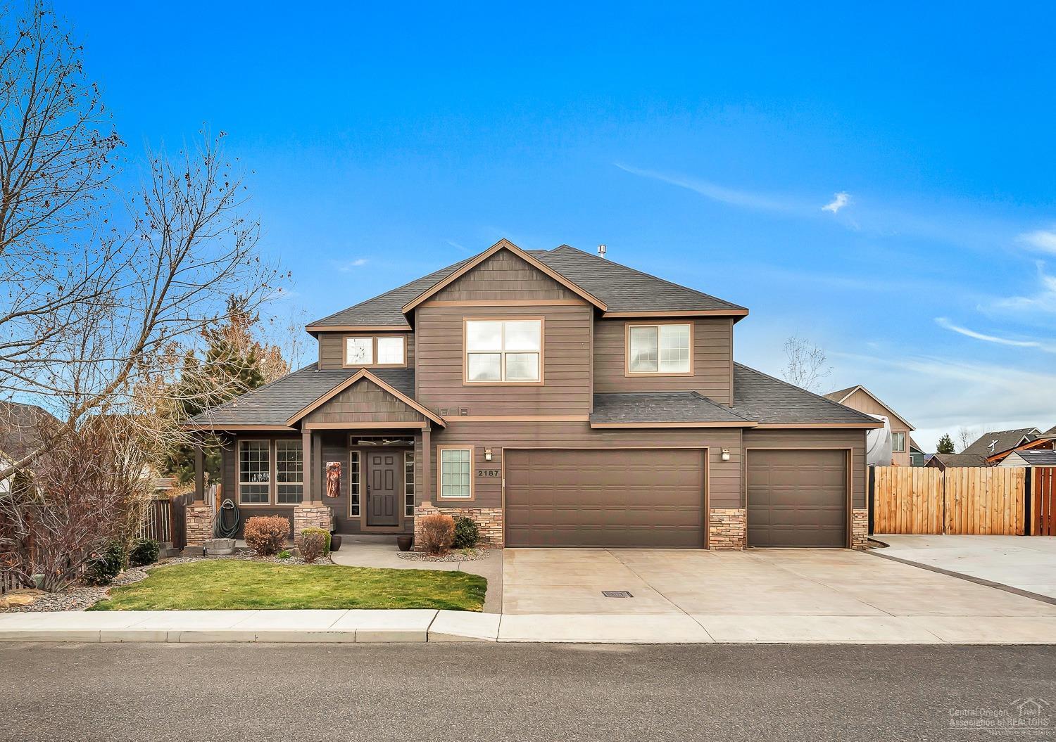 This beautiful NW Redmond home features granite counters, vaulted ceilings, high-end stainless steel appliances, and a beautiful outdoor living space. The back yard boasts an outdoor kitchen, covered patio, raised garden beds, a garden shed, and an RV area. Master bath has a dual sink vanity and separate soaking tub. This home has 3 bedrooms with an additional den/office and a convenient upstairs laundry room. 3 car garage. Exterior painted in 2015. Close access to the beautiful Dry Canyon Trail system.
