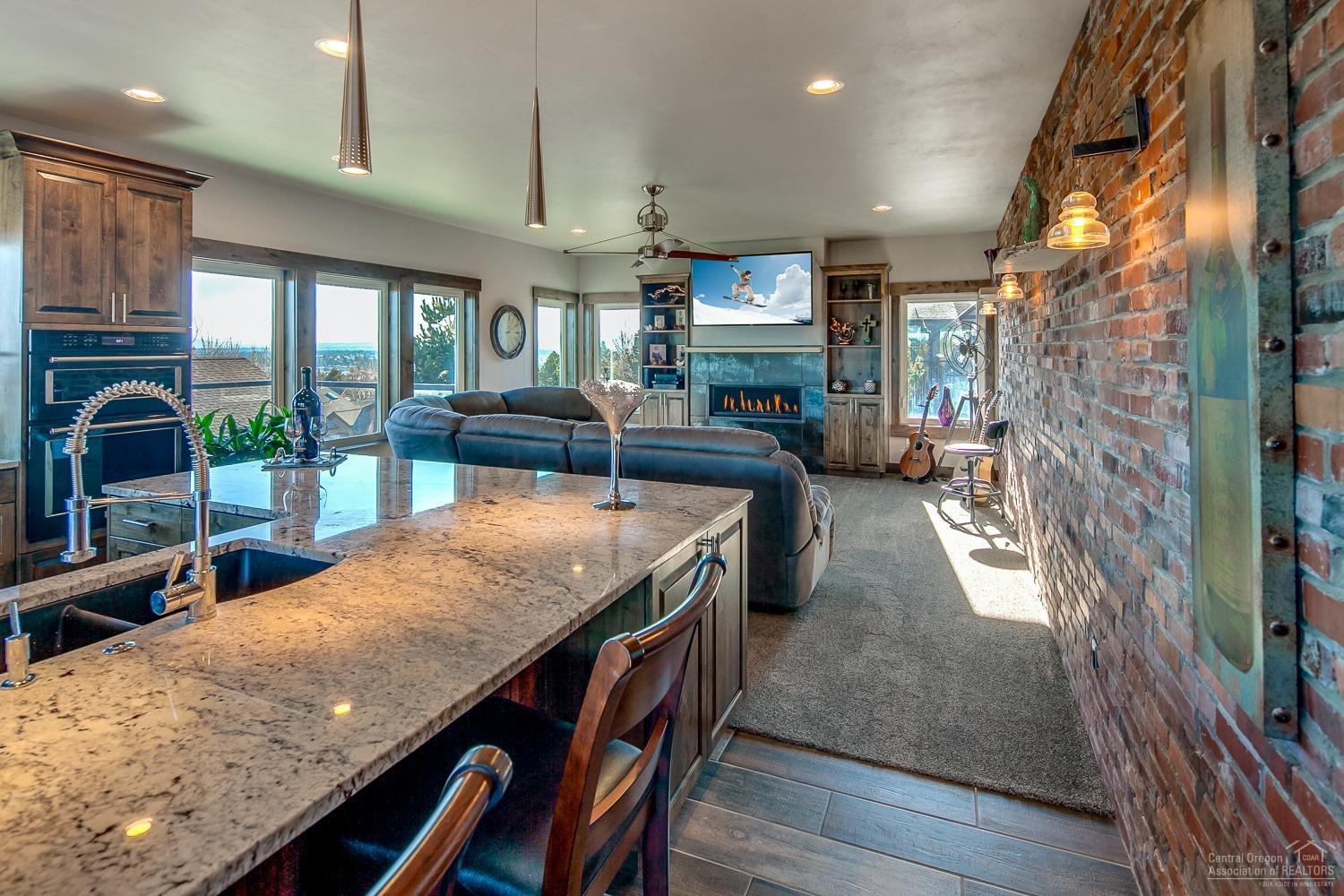 Awbrey Road Heights - Residential