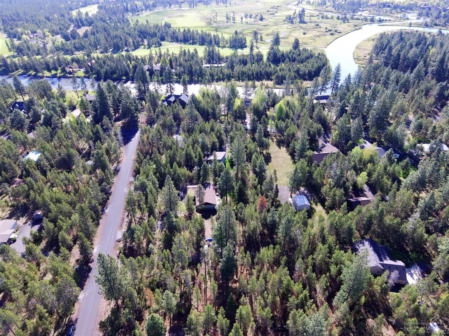 DrrhTrs - Land