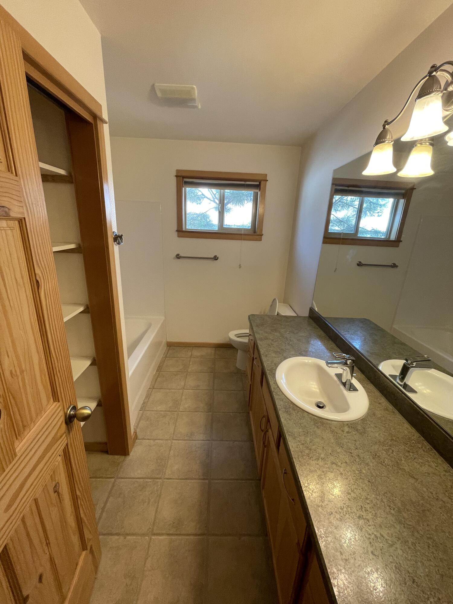 R&W Estates - Residential