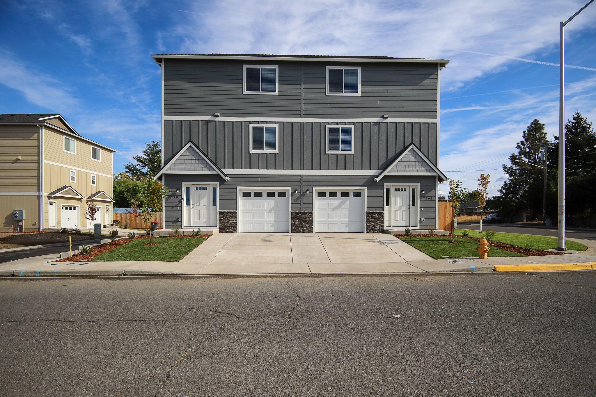 HOA's are only $110 per year. Come to White City, we are growing in a great way! Some of the most affordable homes in the Valley. These 3 story Townhomes will impress. Seller to pay $6000 toward Buyer closing costs. All Stainless Refrig., Range/oven, Micro & Dishwasher included. Featuring Living Area on 2nd floor and Master Bedroom Suite on 3rd floor. Guest Bedroom on ground level. Ductless Heat pump. Homes are Energy Trust certified for optimum efficency. Seller will mow lawn for one year from close of escrow plus provide 2-10 Warranty. Too much good stuff. Plus New washer/ Dryer included.