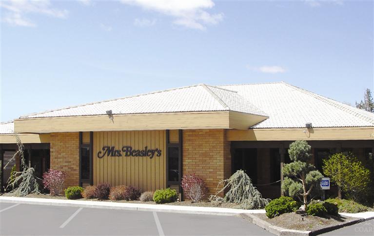 Mrs. Beasleys is located in Redmond one of the fastest growing industrial & residential communities in the State of Oregon. Located on one of the business traffic highways entering & leaving Redmond. Minutes from Roberts Field, Central Oregon's municipal airport. Located next to & close to hotels, motels, shopping.
