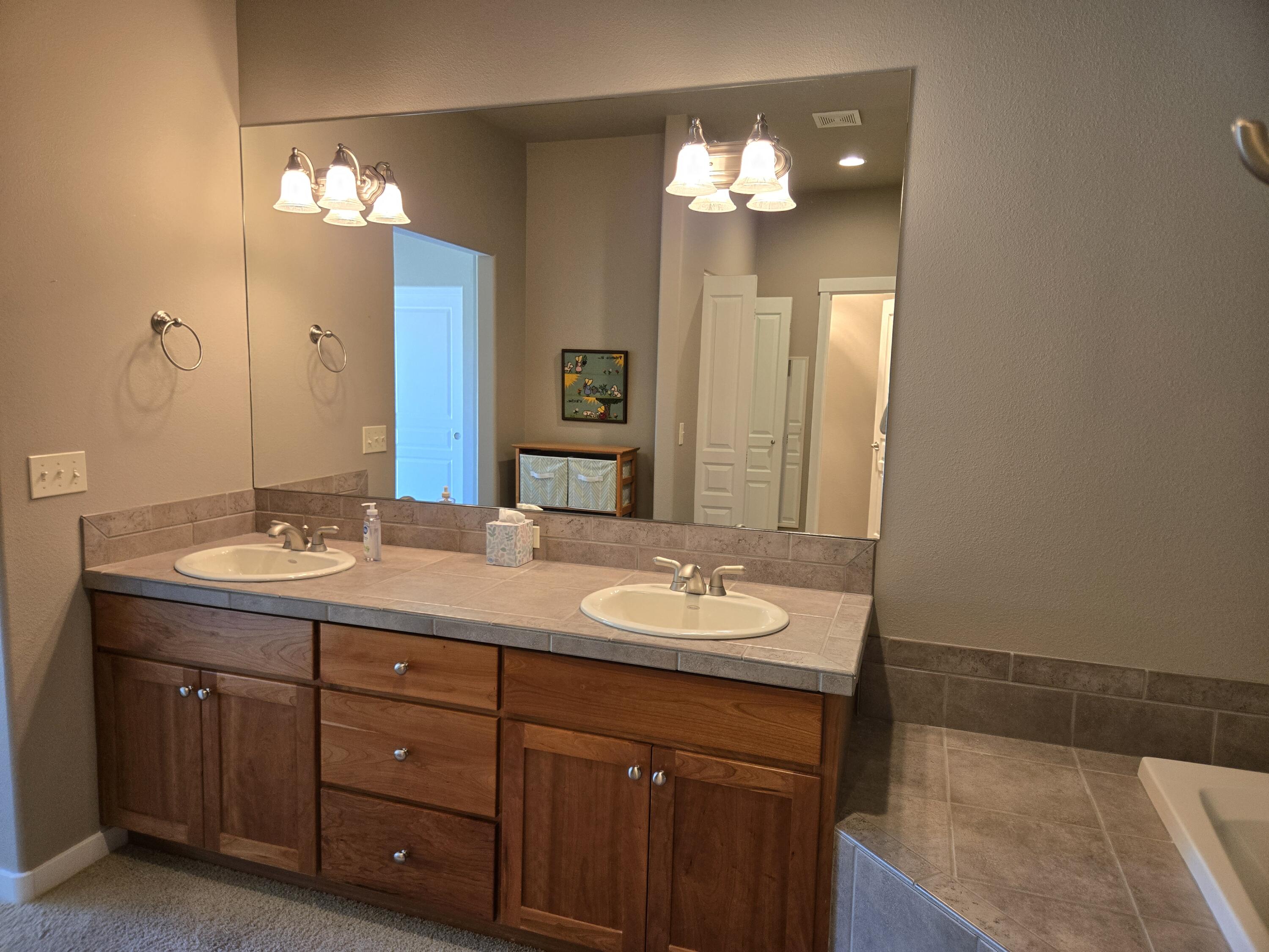 Eagle Crest - Residential