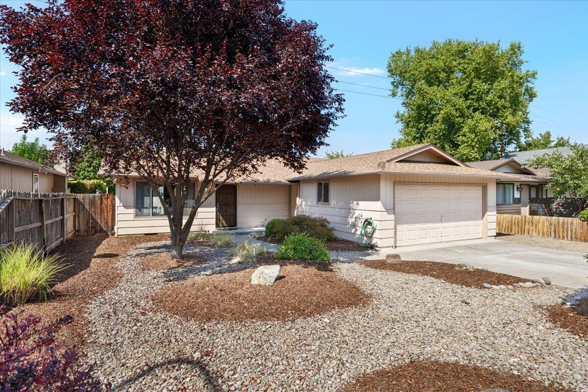 NEW PRICE & NEW STAINLESS KITCHEN APPLIANCES! Estate Sale by Motivated Seller.  Will look at all reasonable offers.  New look on this nice home in the Table Rock View Estates Subdivision. No thru traffic on a cul-de -sac street.  Nicely kept older East Medford neighborhood in the Abraham--Hedrick school district. House is in ''move in''  condition and would make anyone a wonderful home.  2 car garage with built in shelving and small patio area with sun awning.  Kitchen includes dishwasher, range/oven, refrigerator and a breakfast bar.  Easy care front yard with beautiful drought tolerant landscaping. Plenty of room in the back yard with small shed and no neighbors behind the home. Perfect for investors, first time home buyers or even those that maybe considering downsizing. Some photos enhanced with virtual staging.  Call for your tour today.