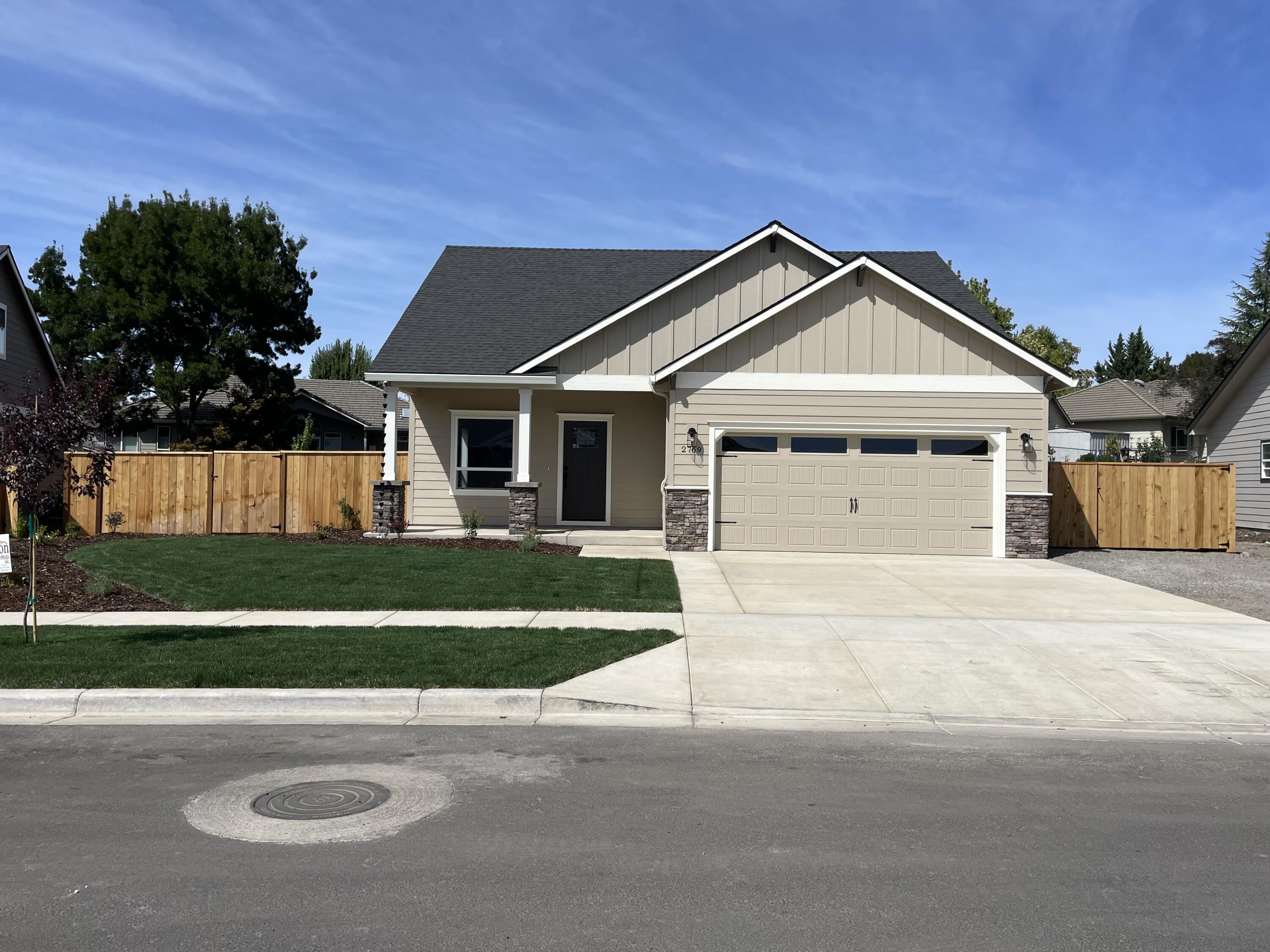 New Home Built by Horton Homes Inc. in a convenient East Medford neighborhood.  Our popular floor plan has an open concept for real living, 3 bedroom, 2.5 bathrooms, finished 2 car garage, and 
RV parking.  This home comes with granite counter tops, premium water proof laminate flooring, stainless steel appliances. Master bedroom is on main floor. 9 foot ceilings, Fence, and Landscaped. One Year Builders Warranty included. Taxes are not based yet.  Listing agent is related to seller and builder.