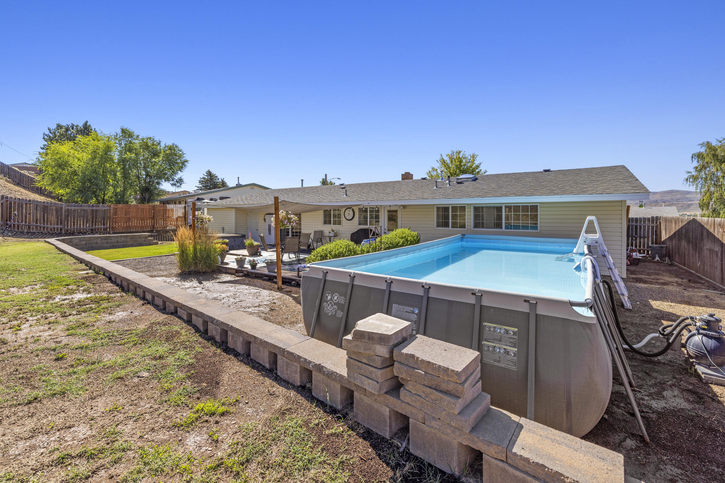 Falcon Heights Condominiums -Stage I - Residential