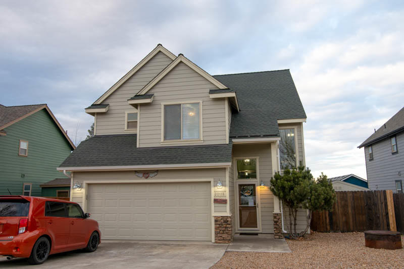 Recently updated 3 bed, 2.5 bath, 1,464 sf SE Bend home.  Leaded glass front door leads into bright, vaulted entryway.  On the lower level, wide plank flooring sweeps you into the great room with fireplace, and kitchen with breakfast nook.  Kitchen has stainless steel appliances and new stainless-steel microwave.  Brand new carpeting on the stairs and in all bedrooms located on the second floor.  Second floor Jack & Jill bathroom adds convenience for family or guests.  Freshly painted interior, lots of recent updates including lighting and landscaping, plus a brand-new Tuff Shed out back.  Nice cul-de-sac location.