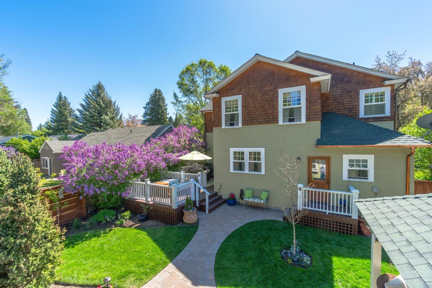 1st Addition Bend Pk - Residential