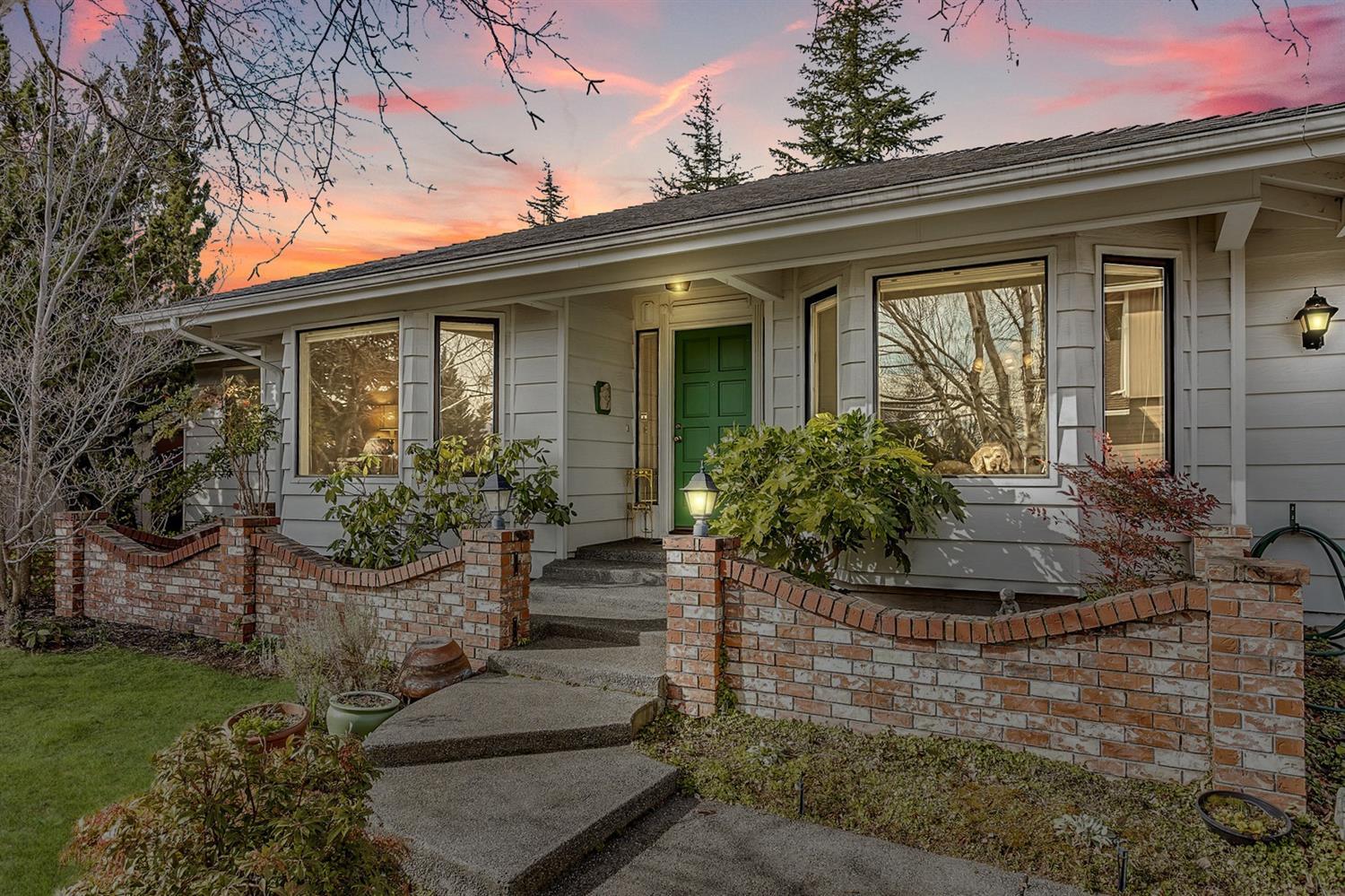 Truly a home for all seasons! With a spacious lot and beautiful yard, this property is a gardener's dream. Bright family room and kitchen open to the amazing patio/pergola to enjoy the flora and fauna for much of the year. Inside, the gas fireplace creates a cozy mood in vaulted living space. Natural light throughout, with views of the hills and greenery out of almost every window. Very desirable East Medford neighborhood, near great schools, parks and medical, with very little traffic. Your own private oasis waiting to be discovered.