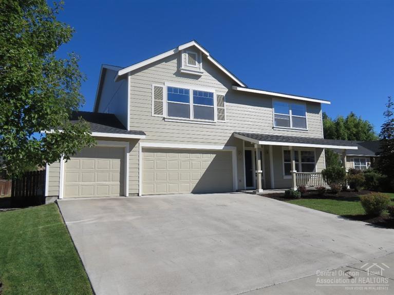 Look at the size of this home! 2,762 SF of living space with 4 bedrooms, 2.5 bathrooms and an upstairs bonus room. The kitchen has an island and is open to a large family room featuring a cozy fireplace. The kitchen offers ample counter space with tons of cabinets for storage. There is a formal living & dining room perfect for entertaining! The entire house has new carpeting, vinyl flooring, tiled backsplashes, SS appliances, exterior & interior paint and front & rear landscaping. This is a must see home!