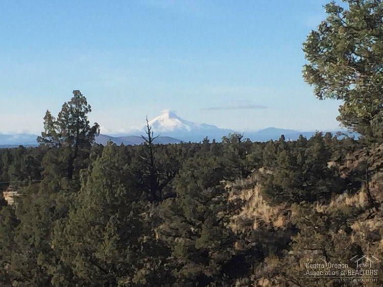 Bend Cascade View - Land